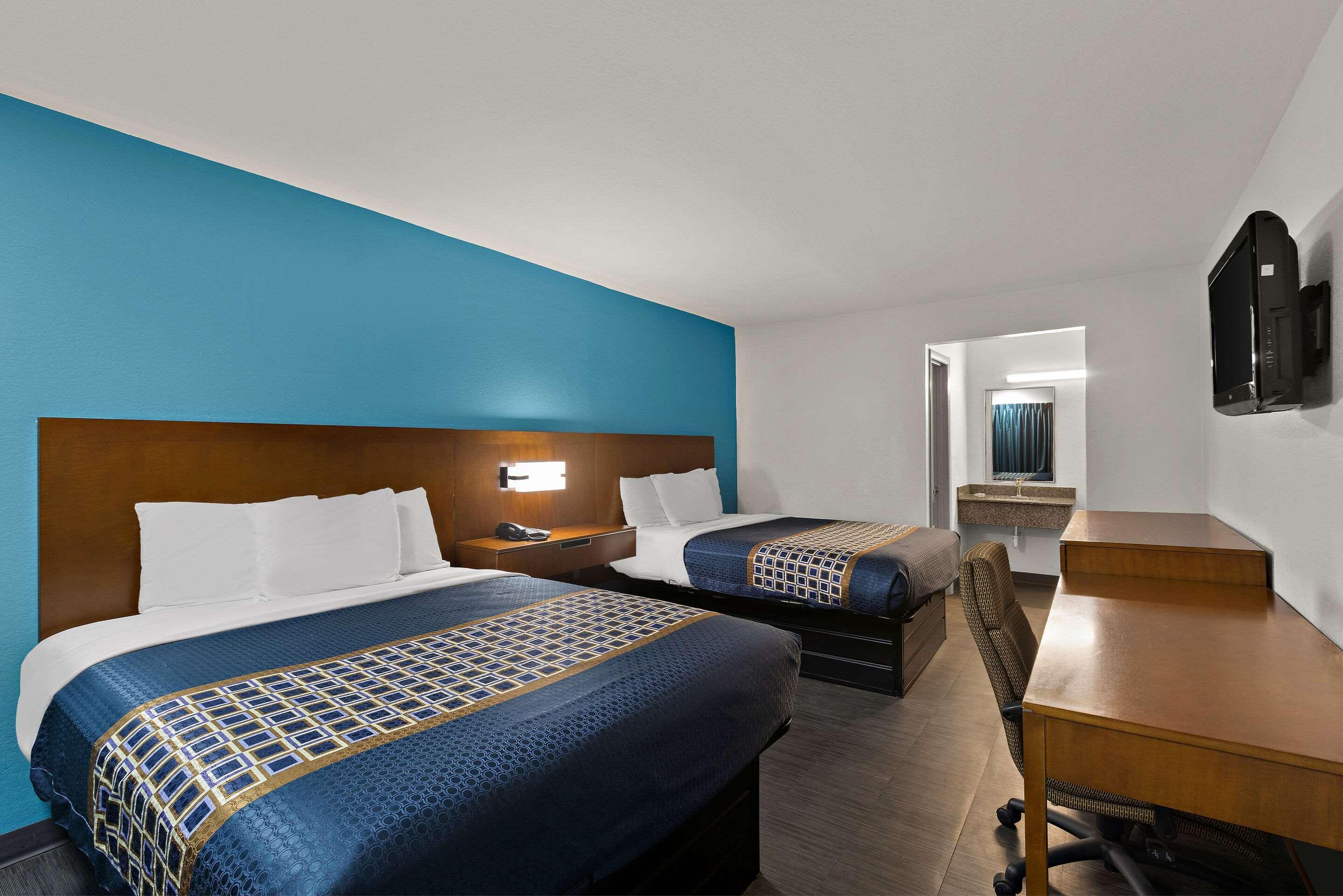 Room Accessible-two Queen Beds