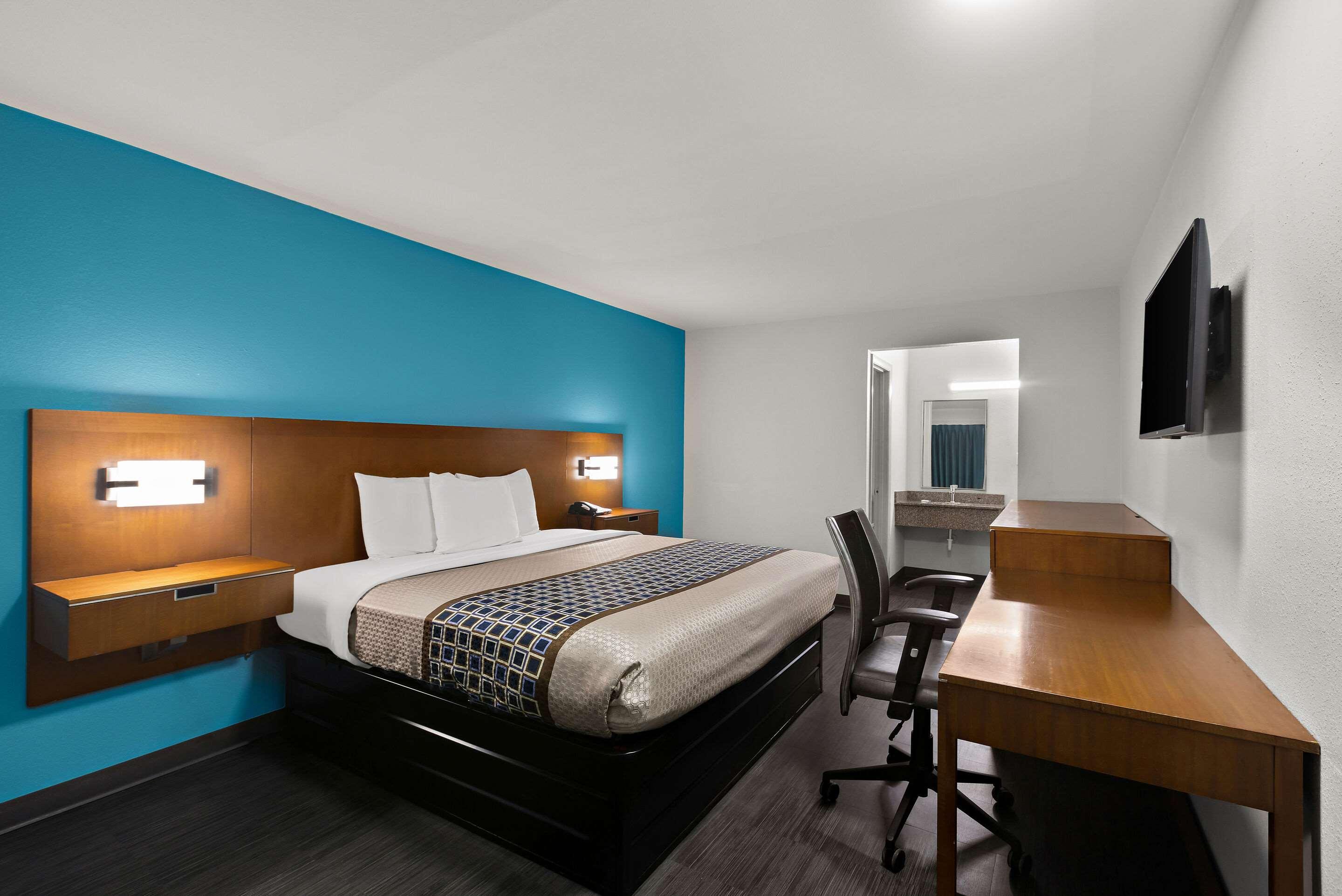 Double King Size Bed