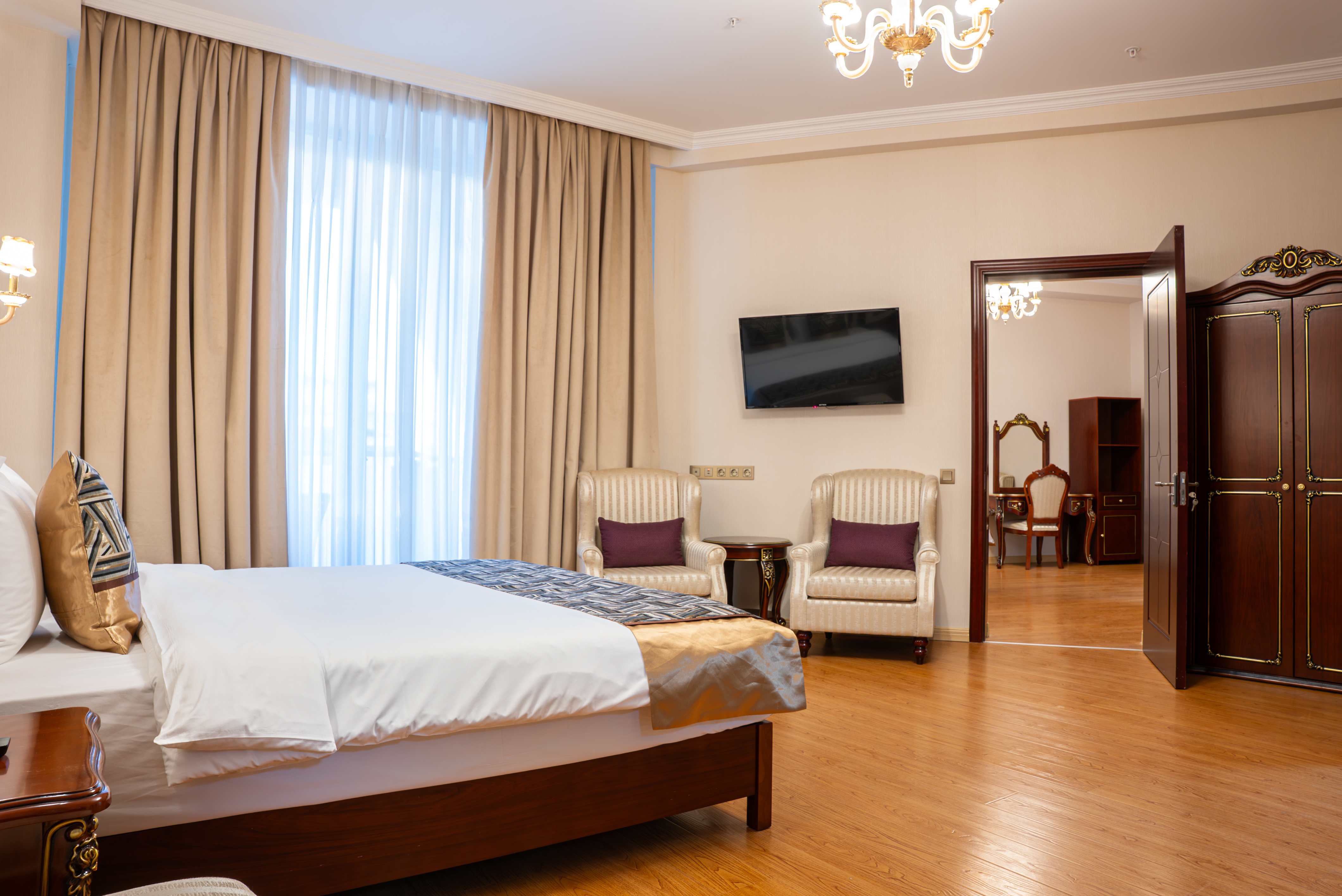 Studio Two Bedrooms with Kitchenette