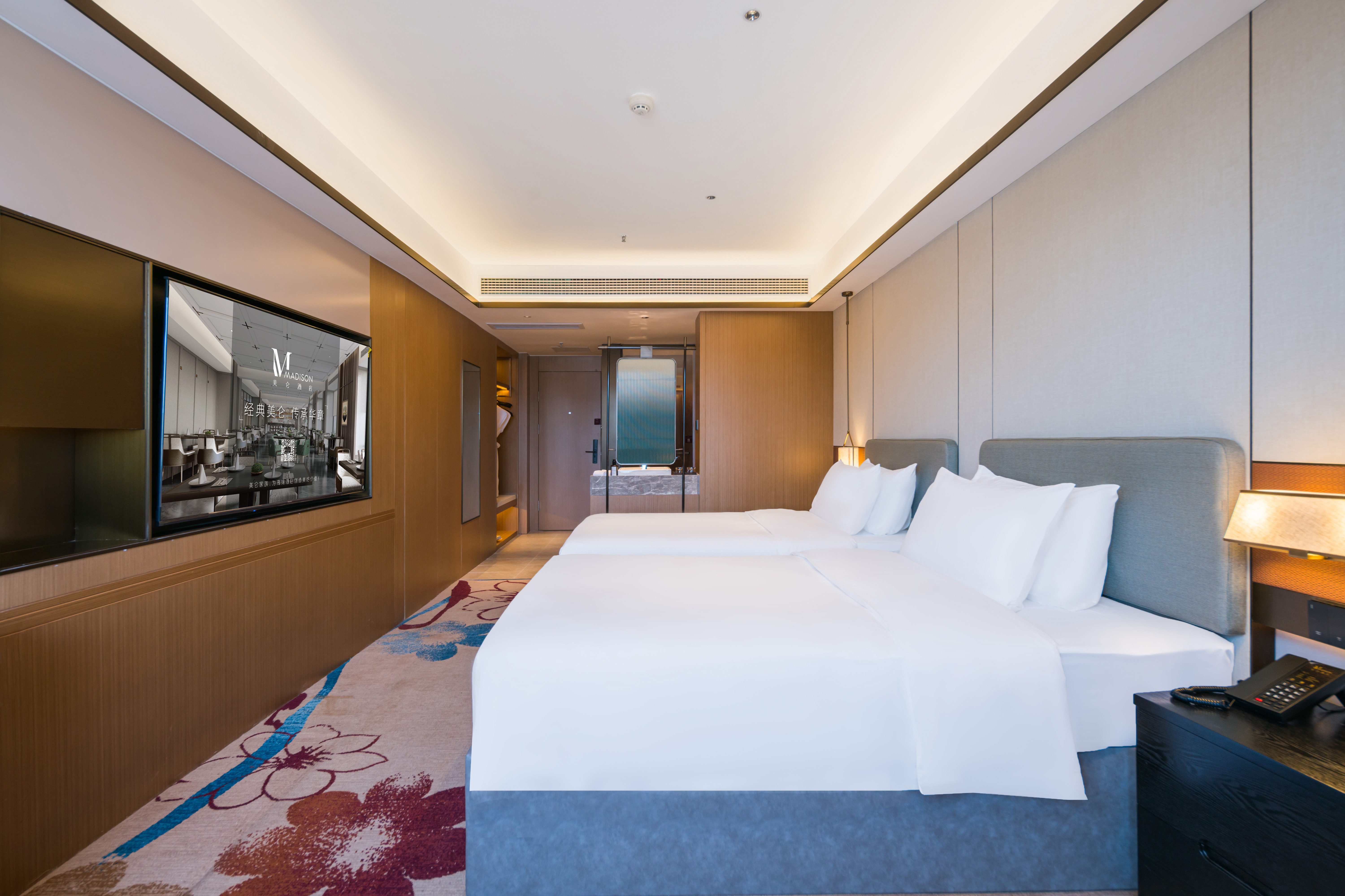 Twin Deluxe River View