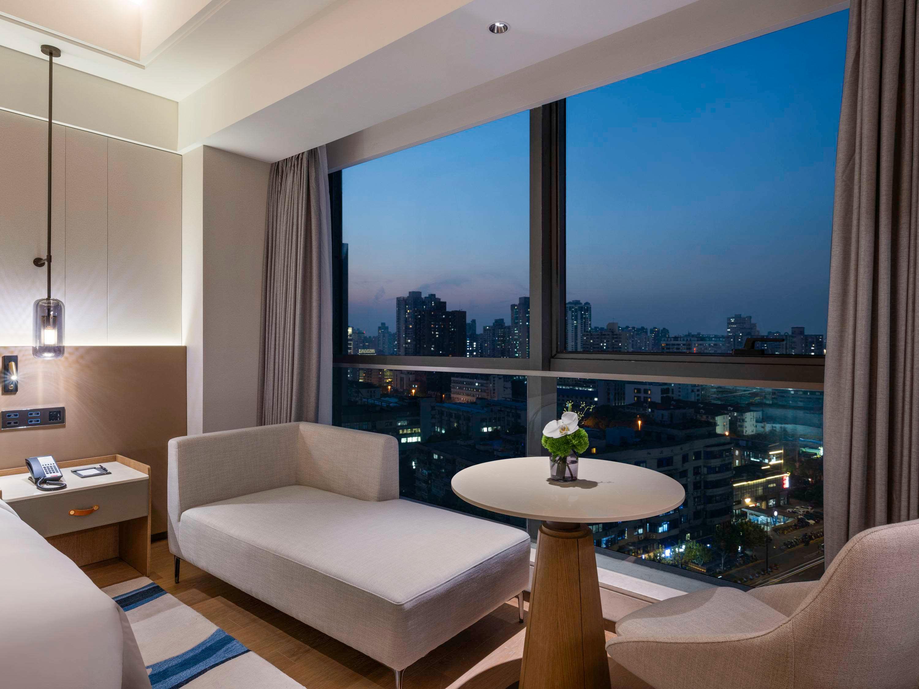 Double Superior Garden View