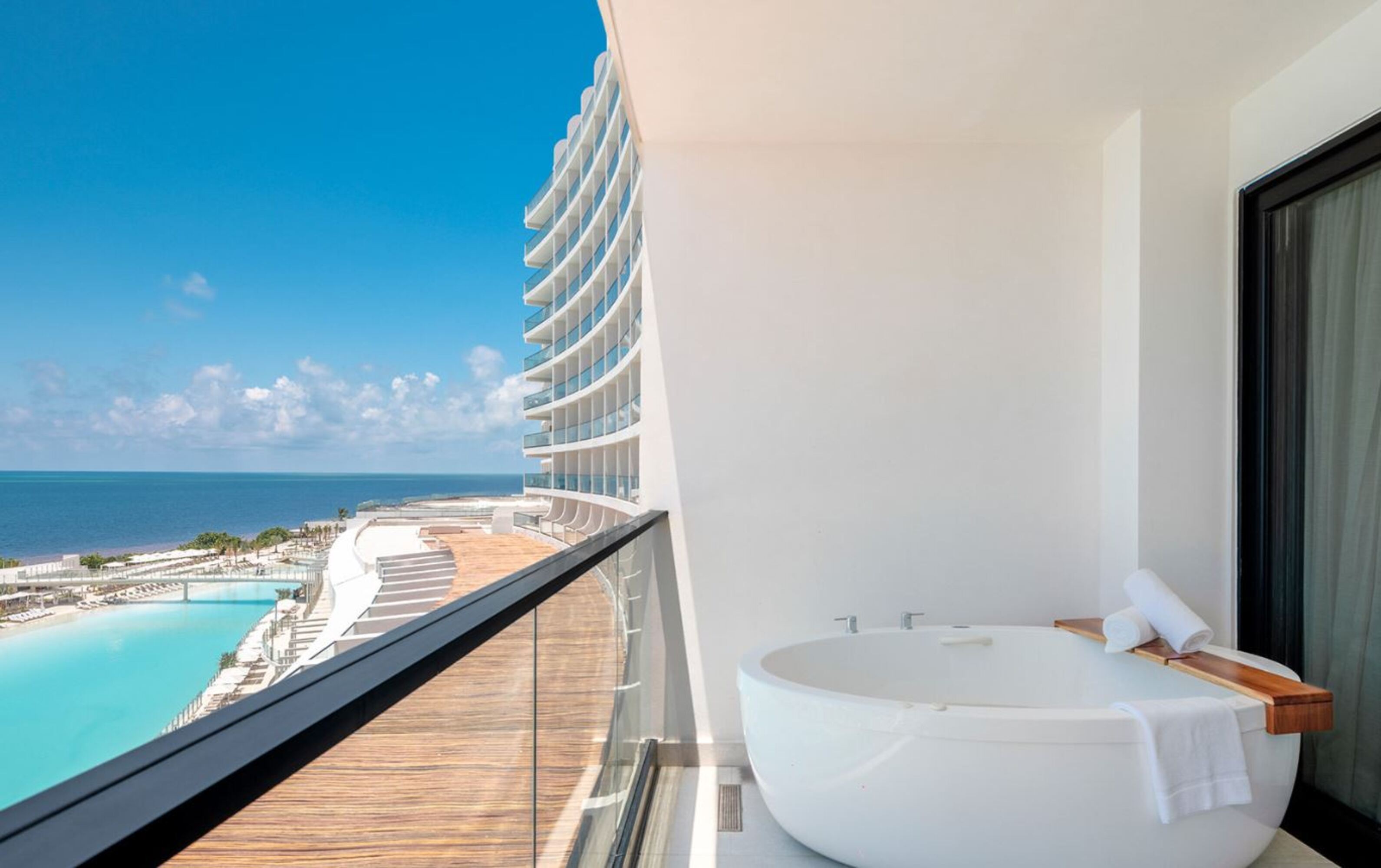 Junior Suite Ocean Front