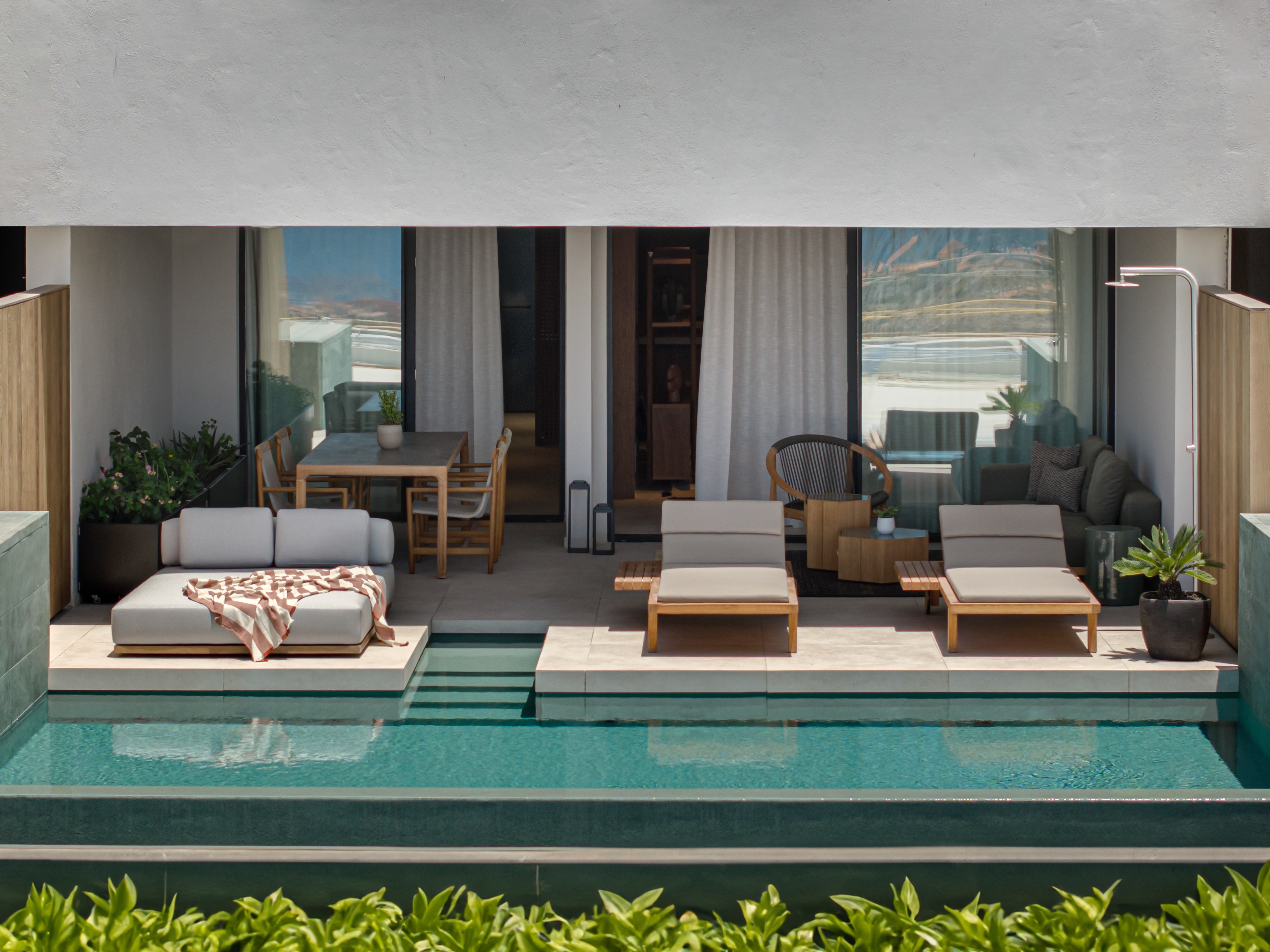 Suite Deluxe with Private Pool