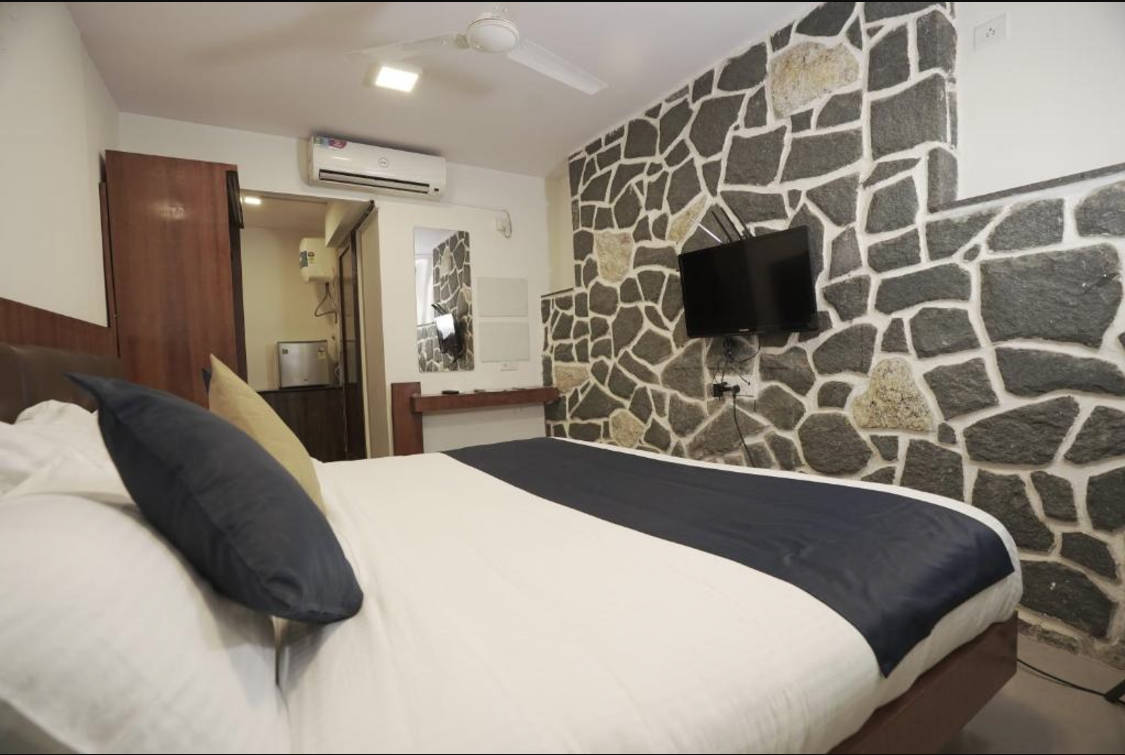 Double or Twin Premier