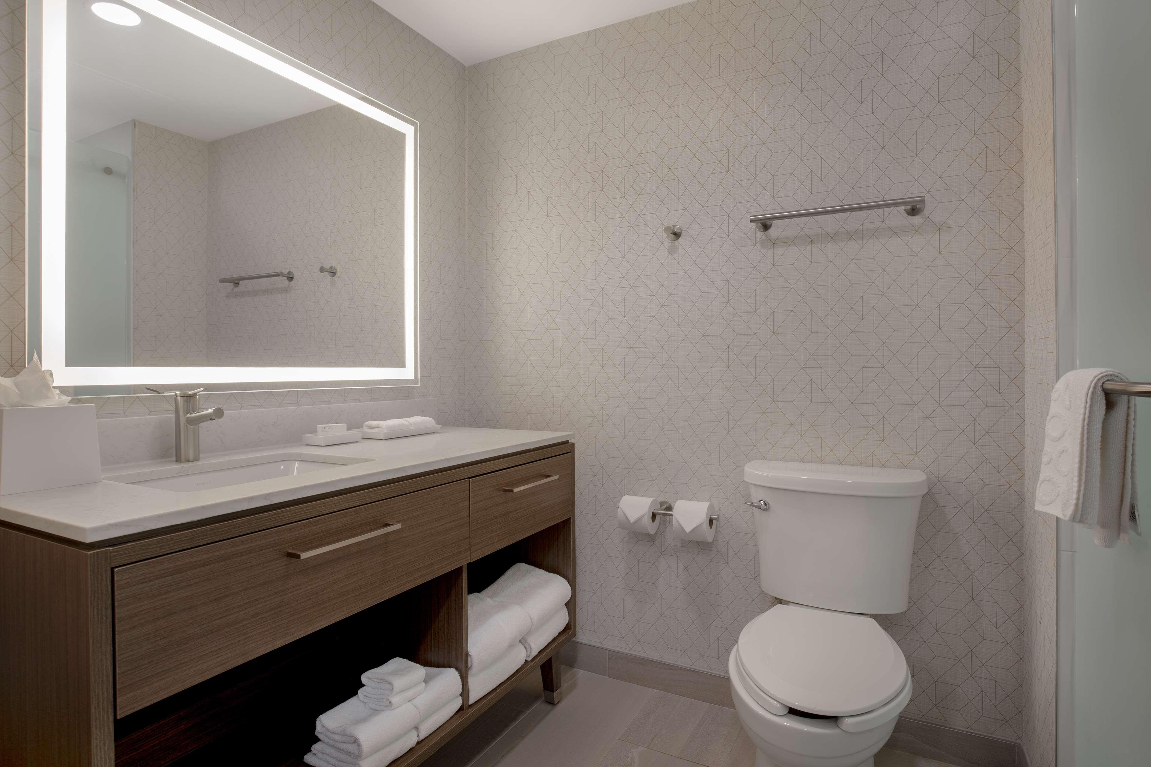 Studio King Size Bed