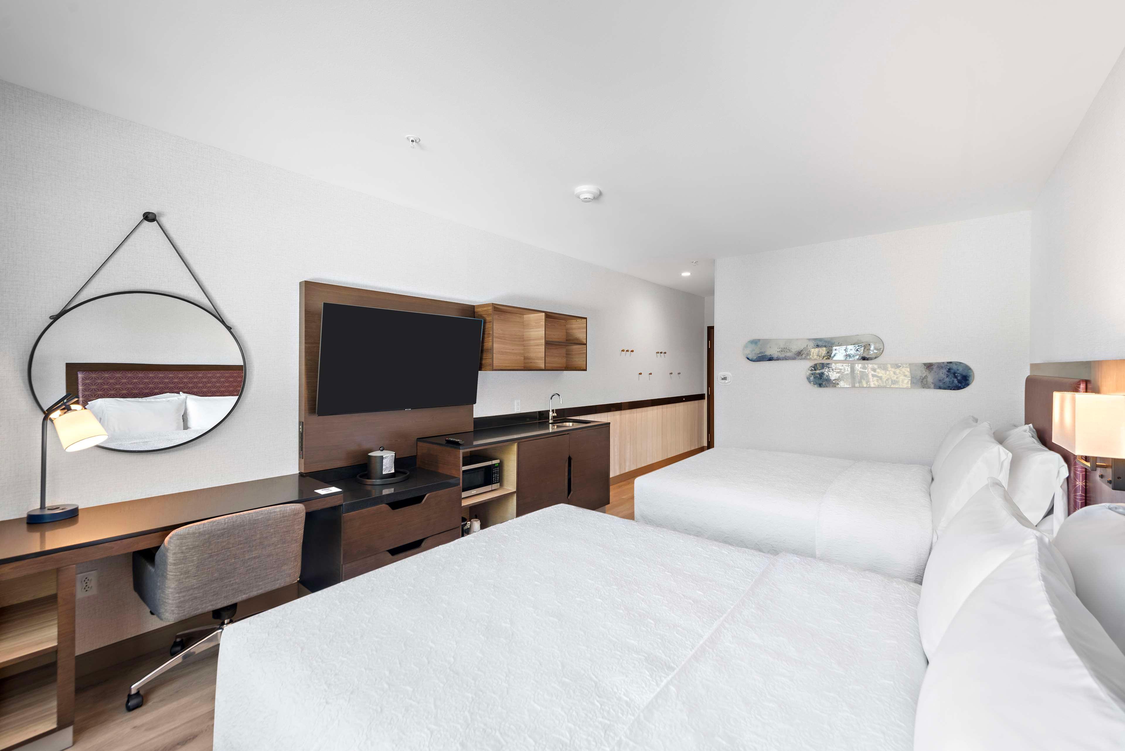 Double Two Queen Beds