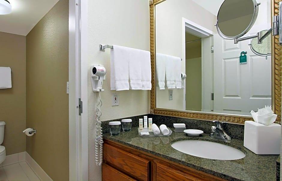 Studio Accessible-two Queen Beds