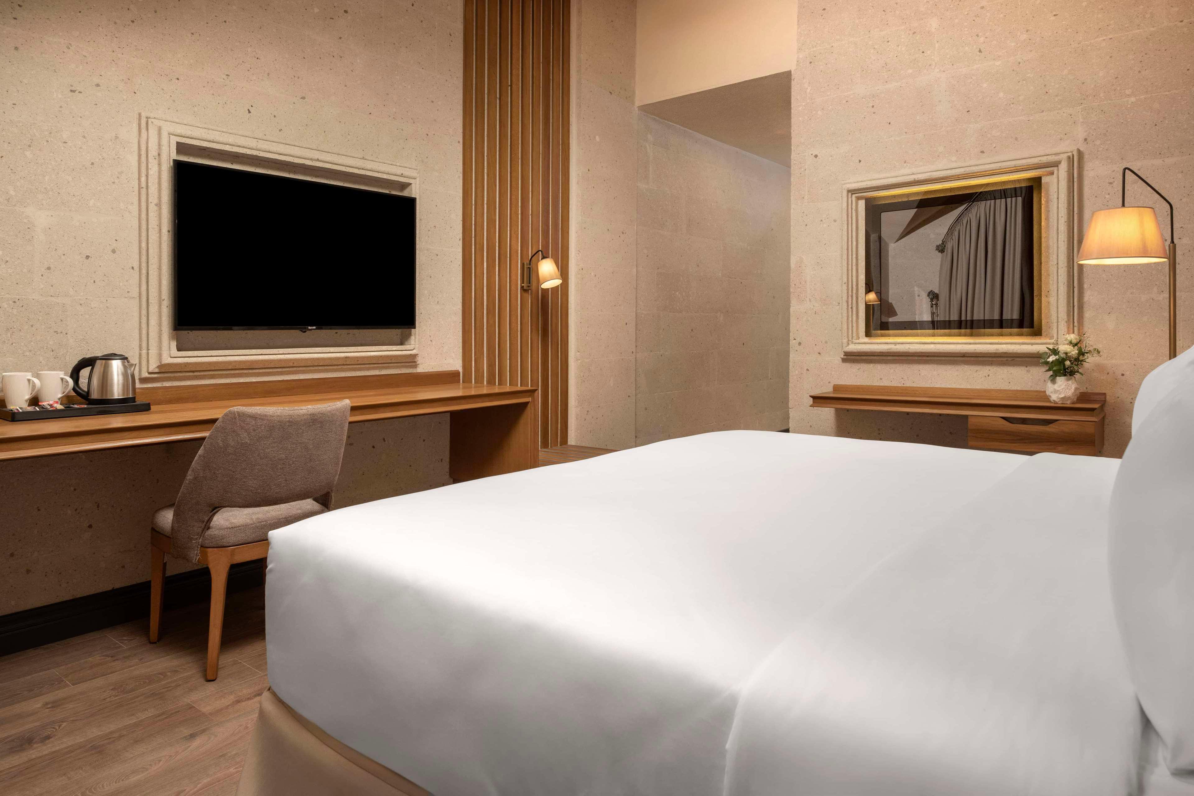 Room Deluxe with Balcony