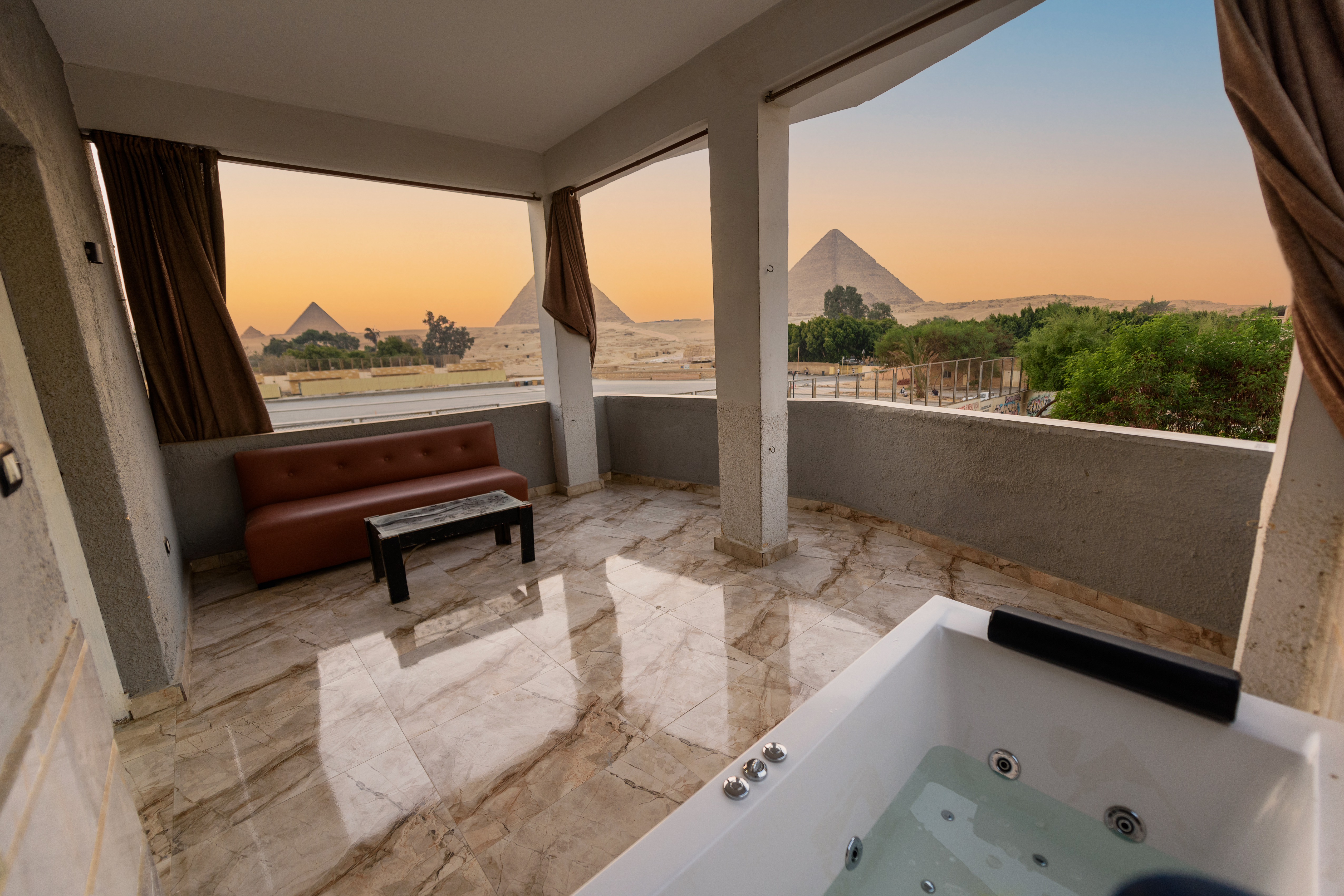 Room Luxury One Bedroom