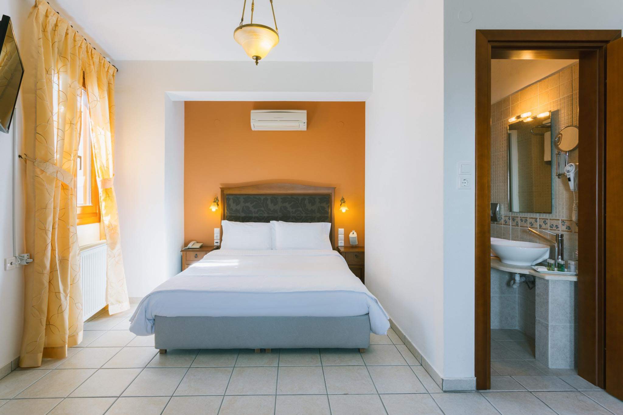 Family Room Deluxe Two Beds