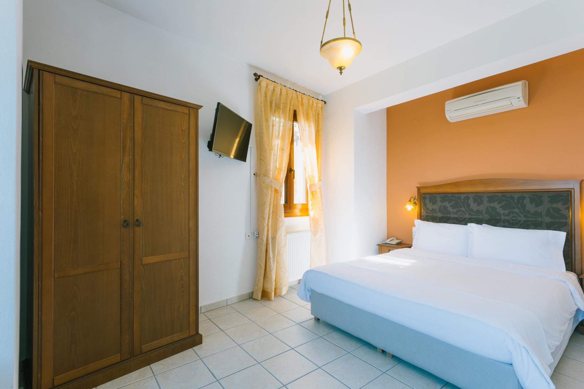 Family Room Deluxe Two Beds