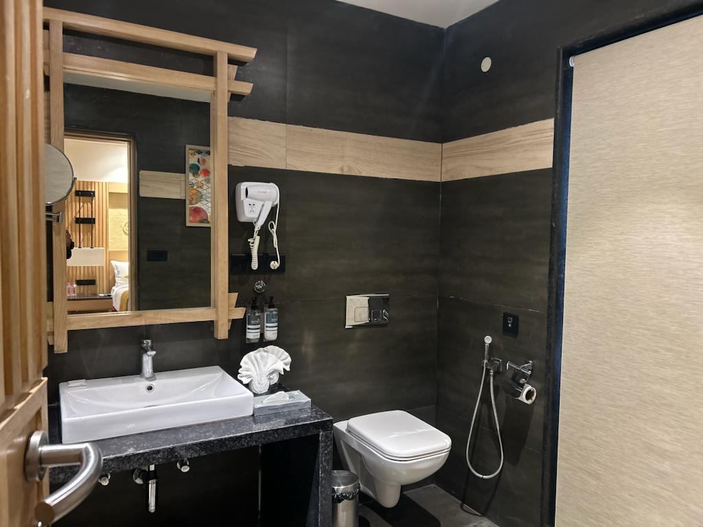 Double King Size Bed