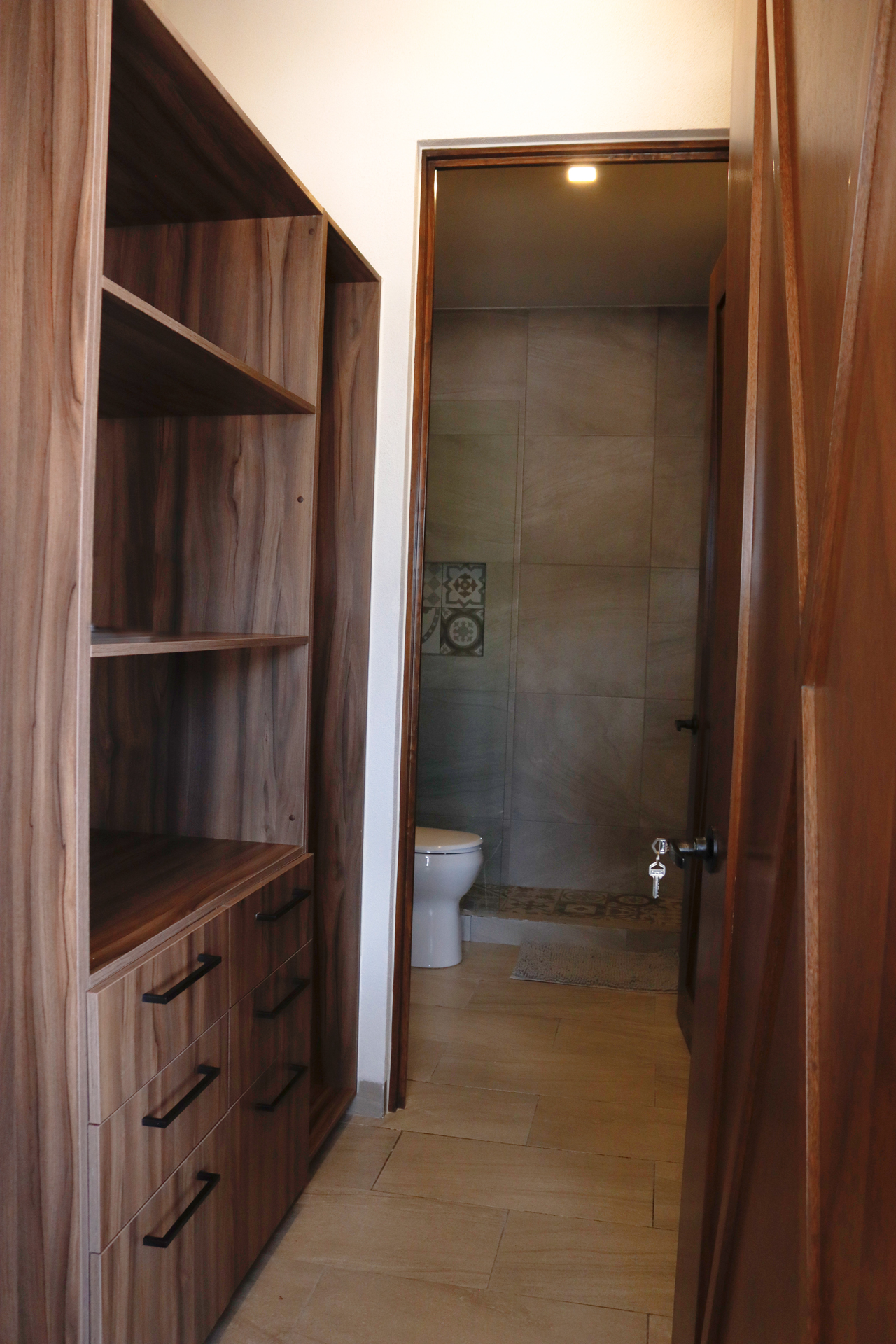 Apartment King Size Bed