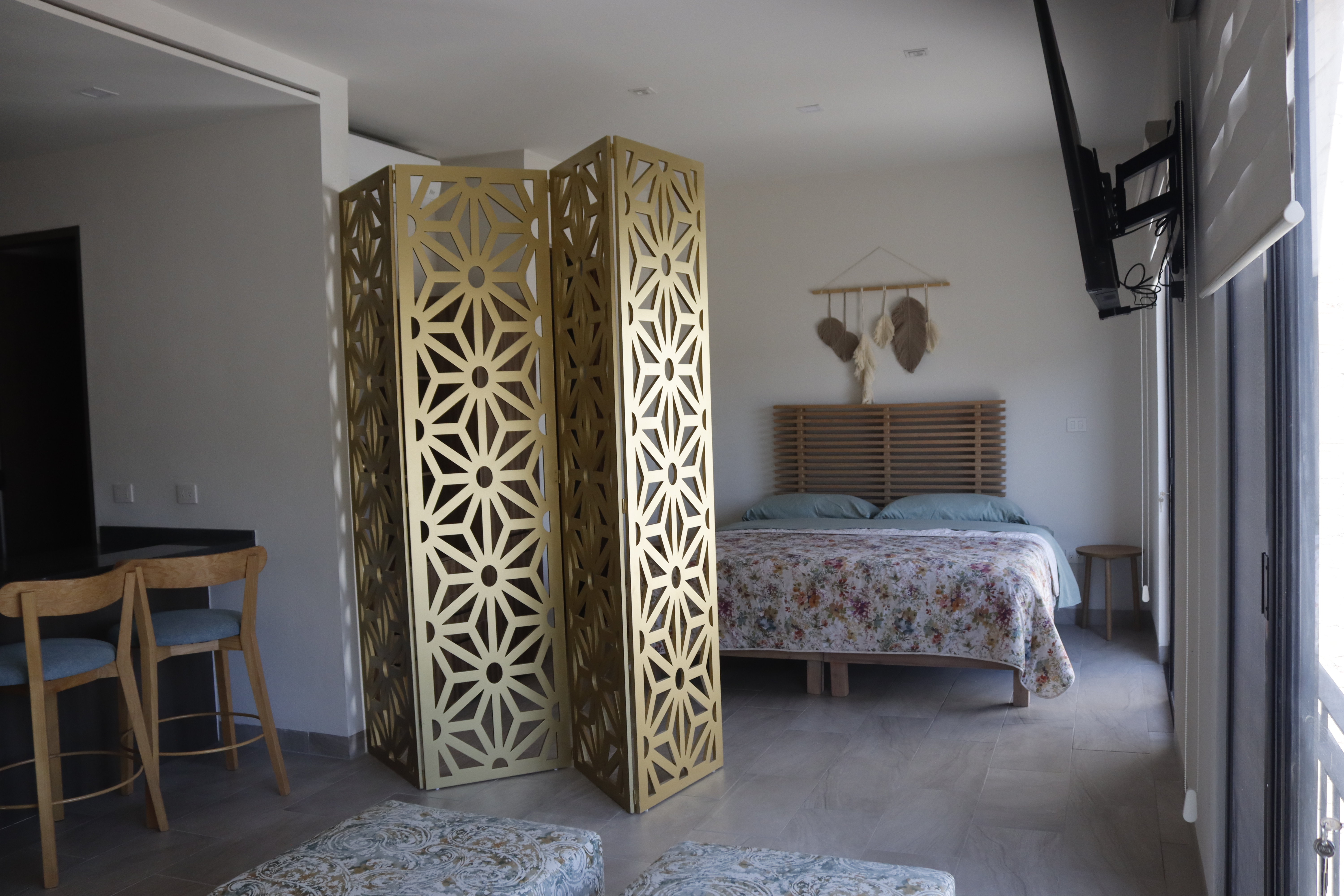 Apartment King Size Bed