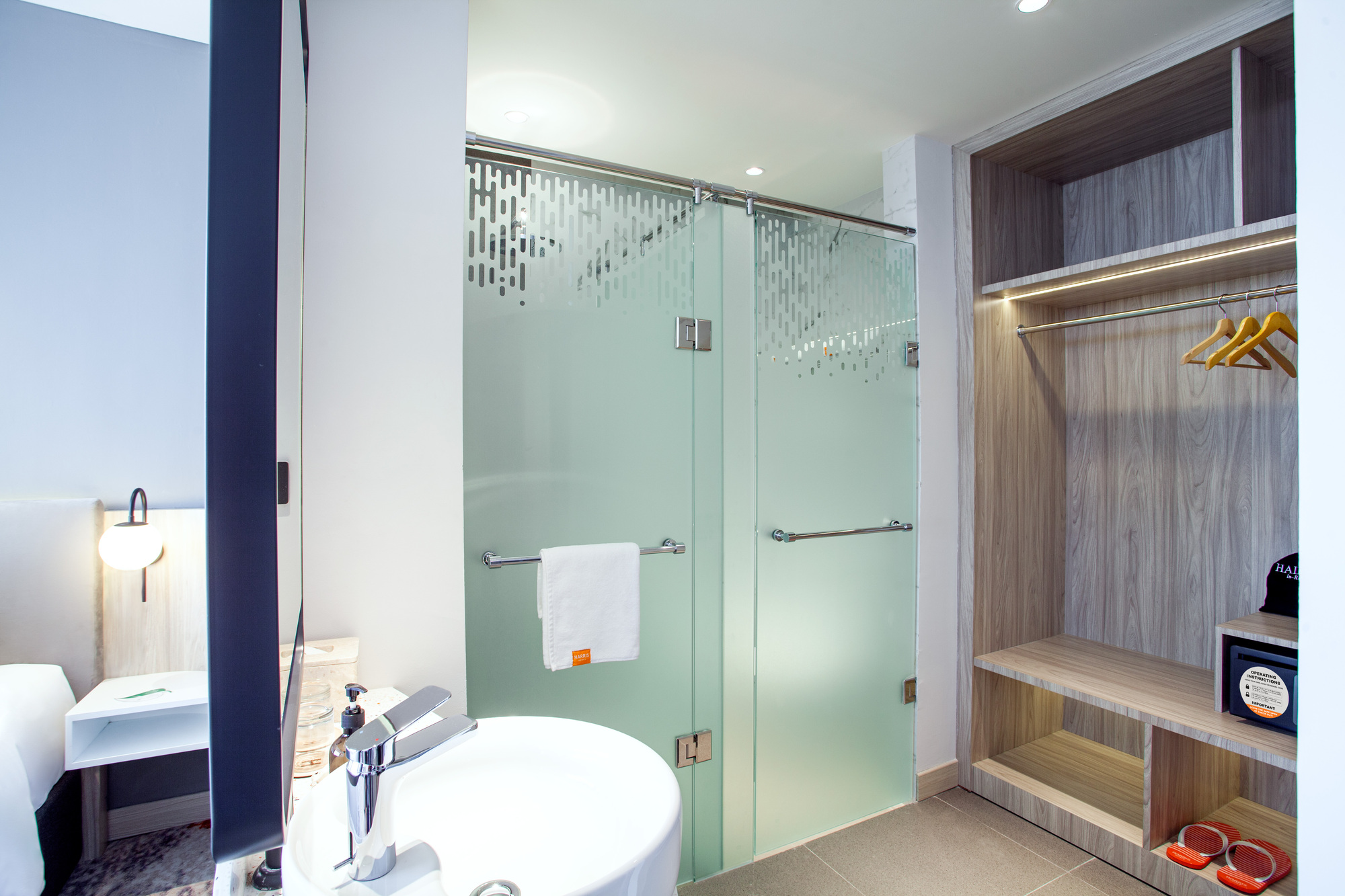 Double or Twin Standard