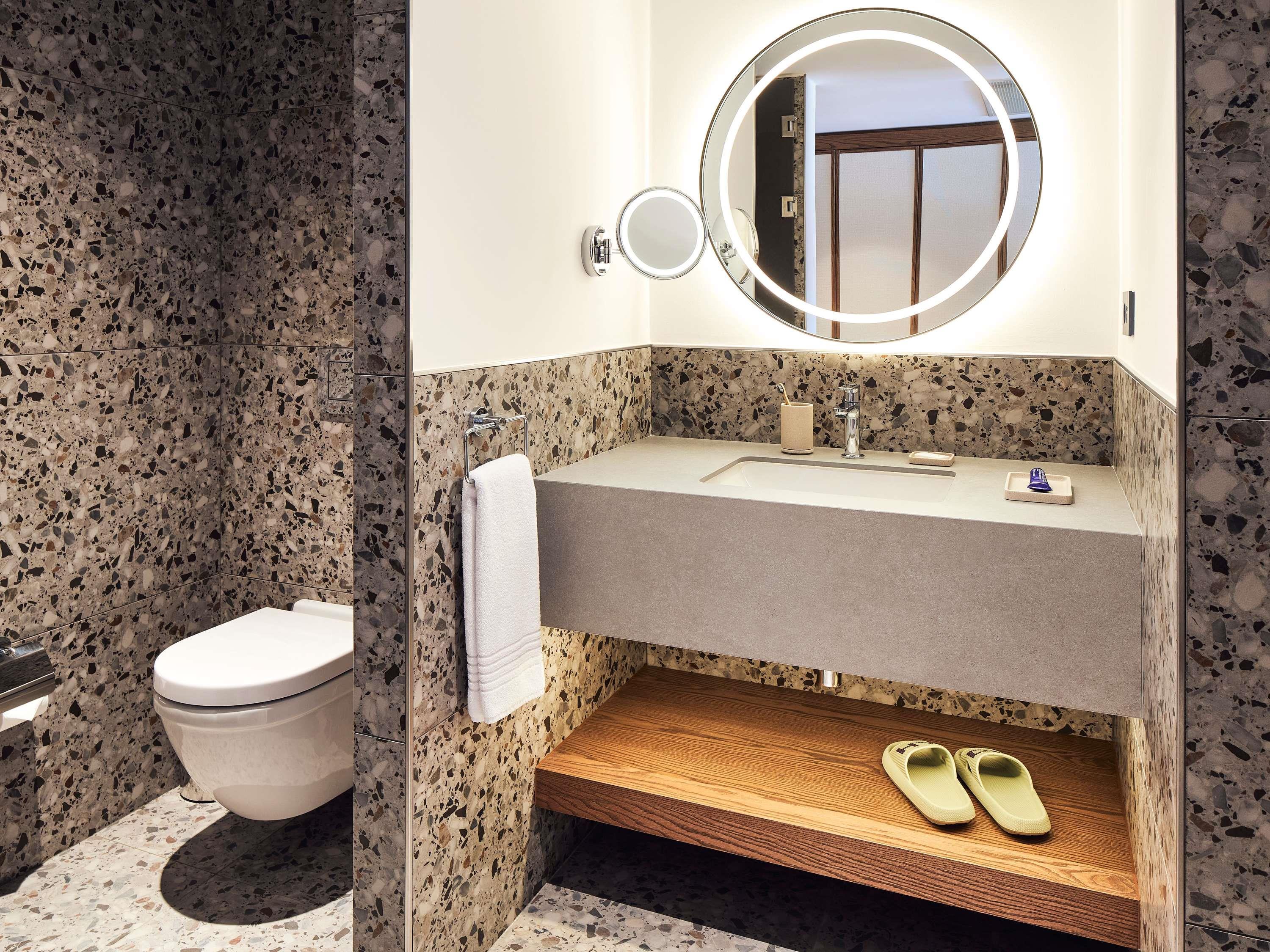 Double with Private Pool