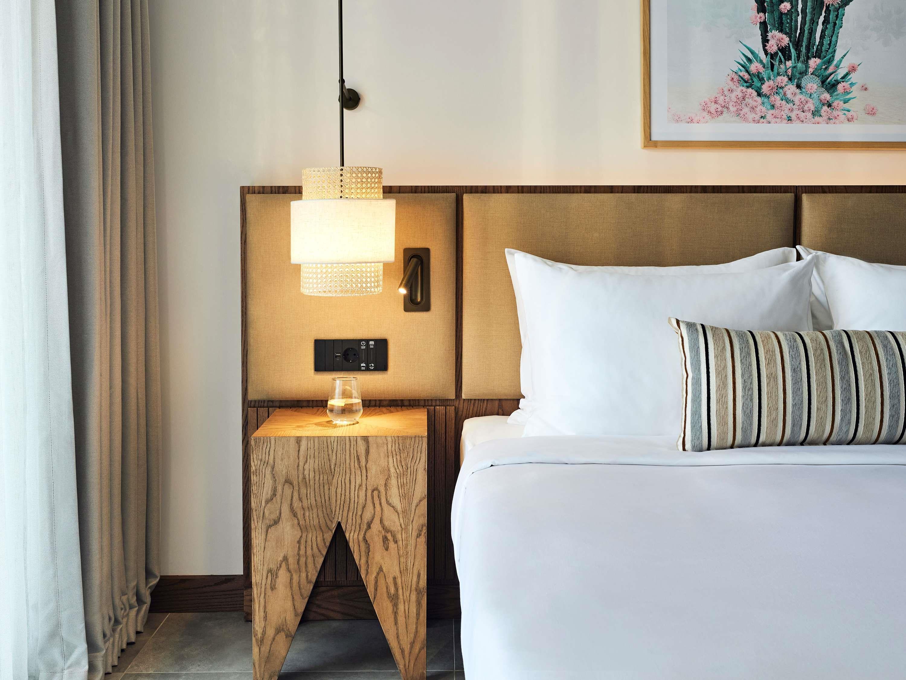 Double King Size Bed