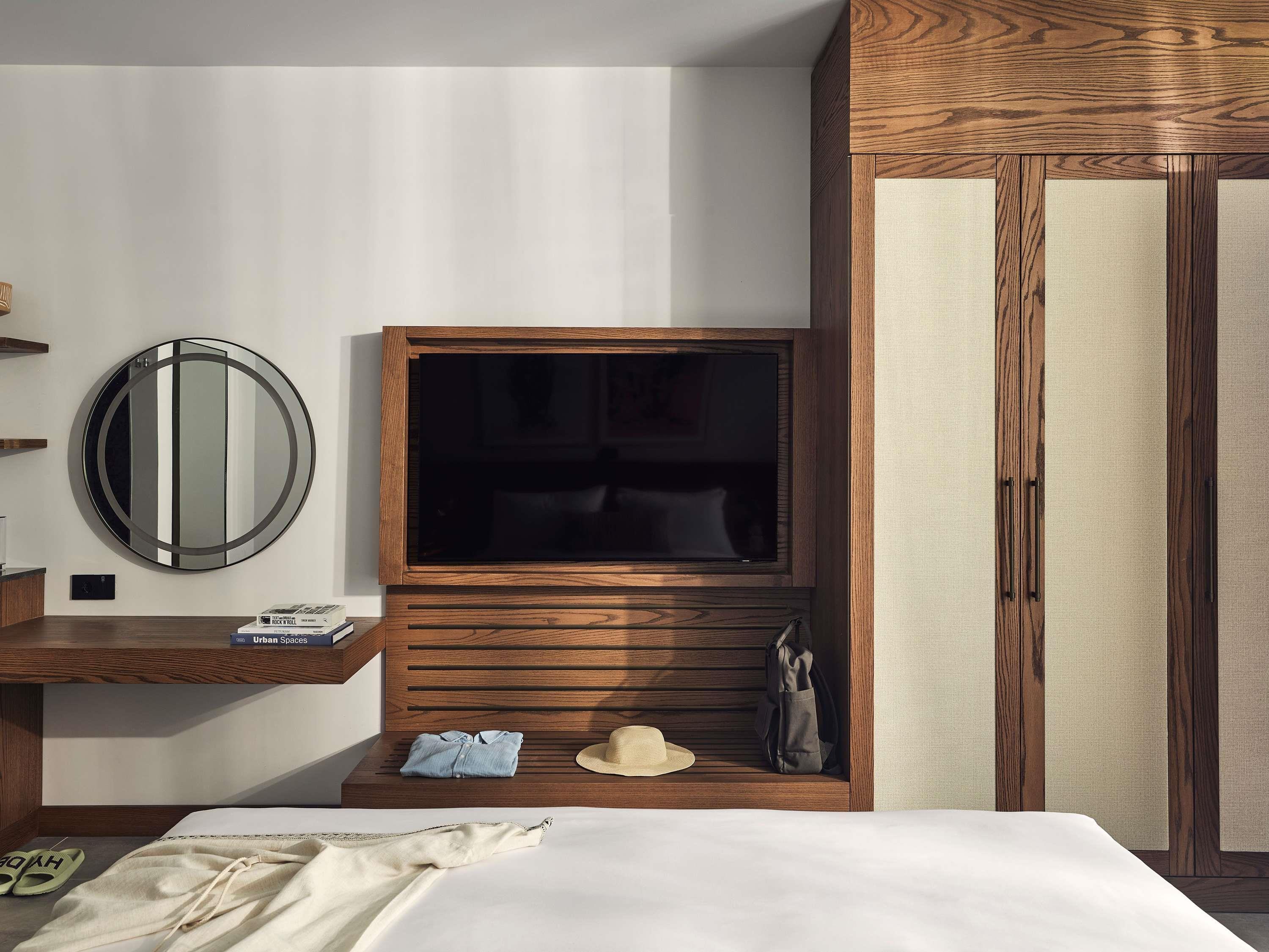 Double Connecting Room