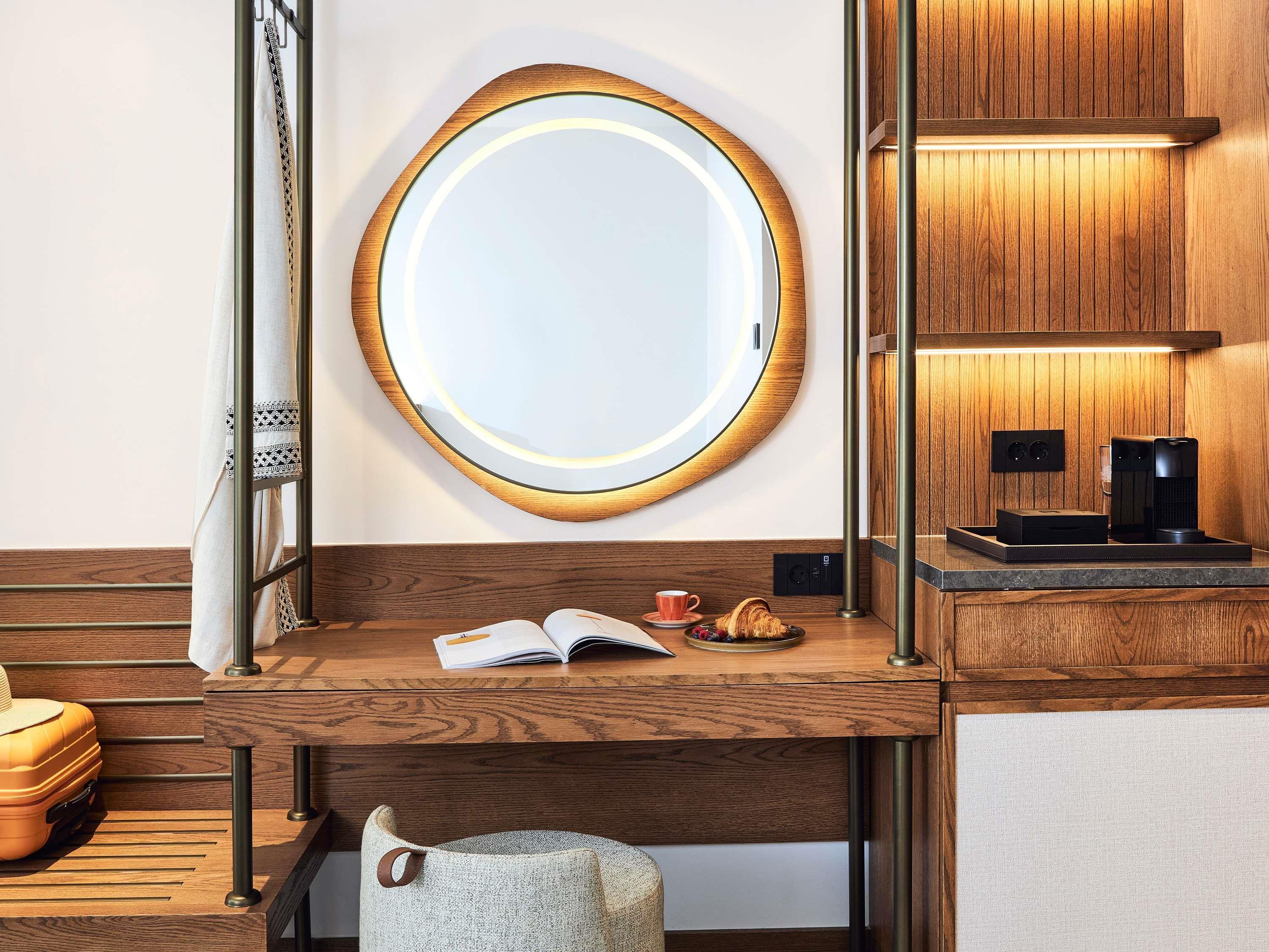 Double with Private Pool