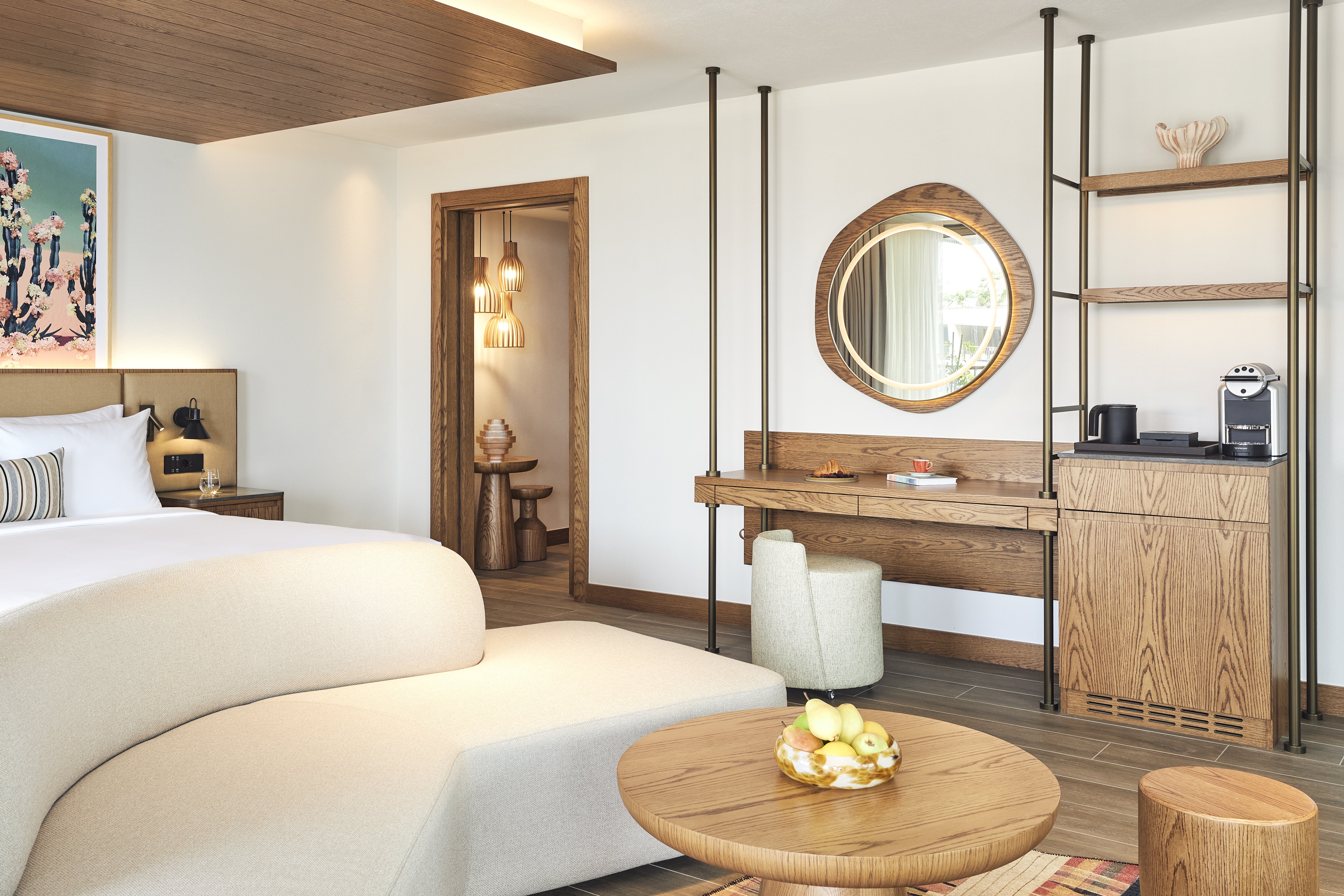 Suite Pool View King Bed