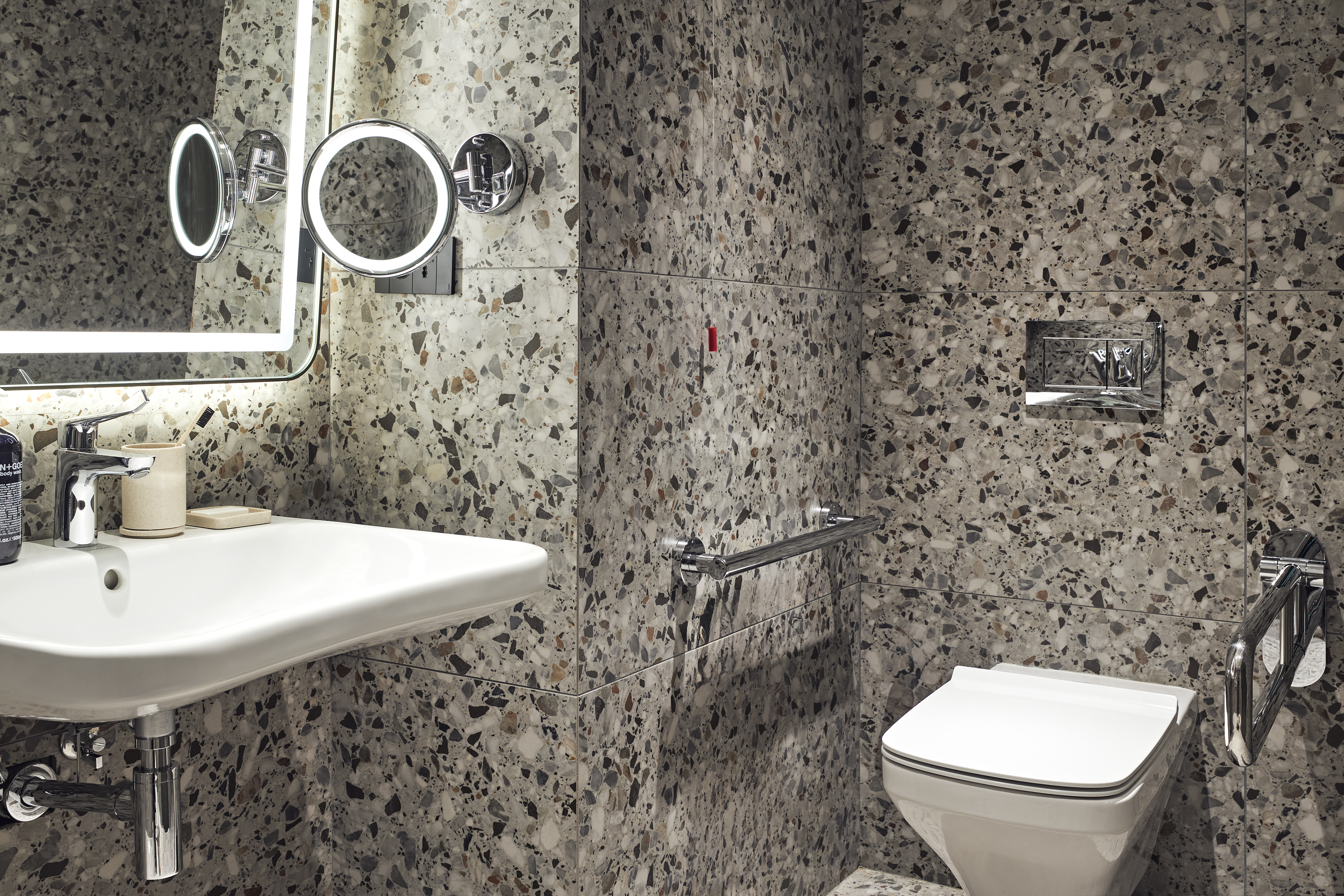 Double Accessible King Size Bed