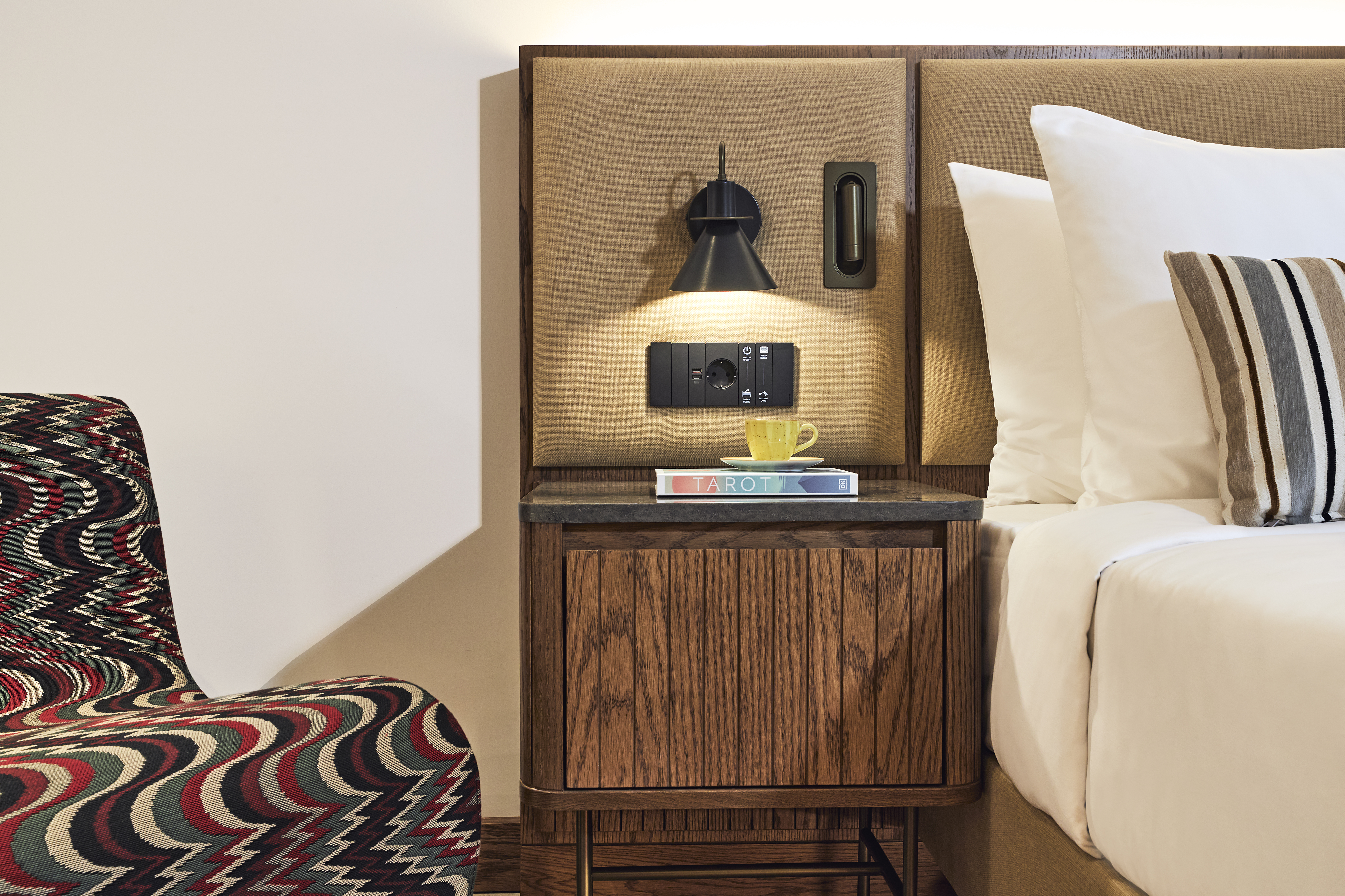 Double Garden View King Bed