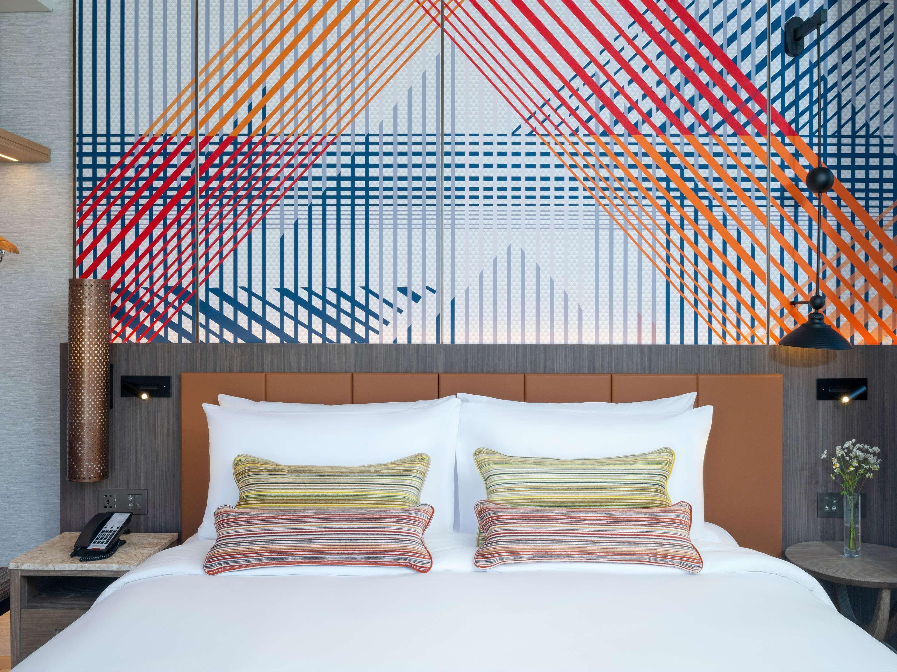 Double Deluxe King Bed