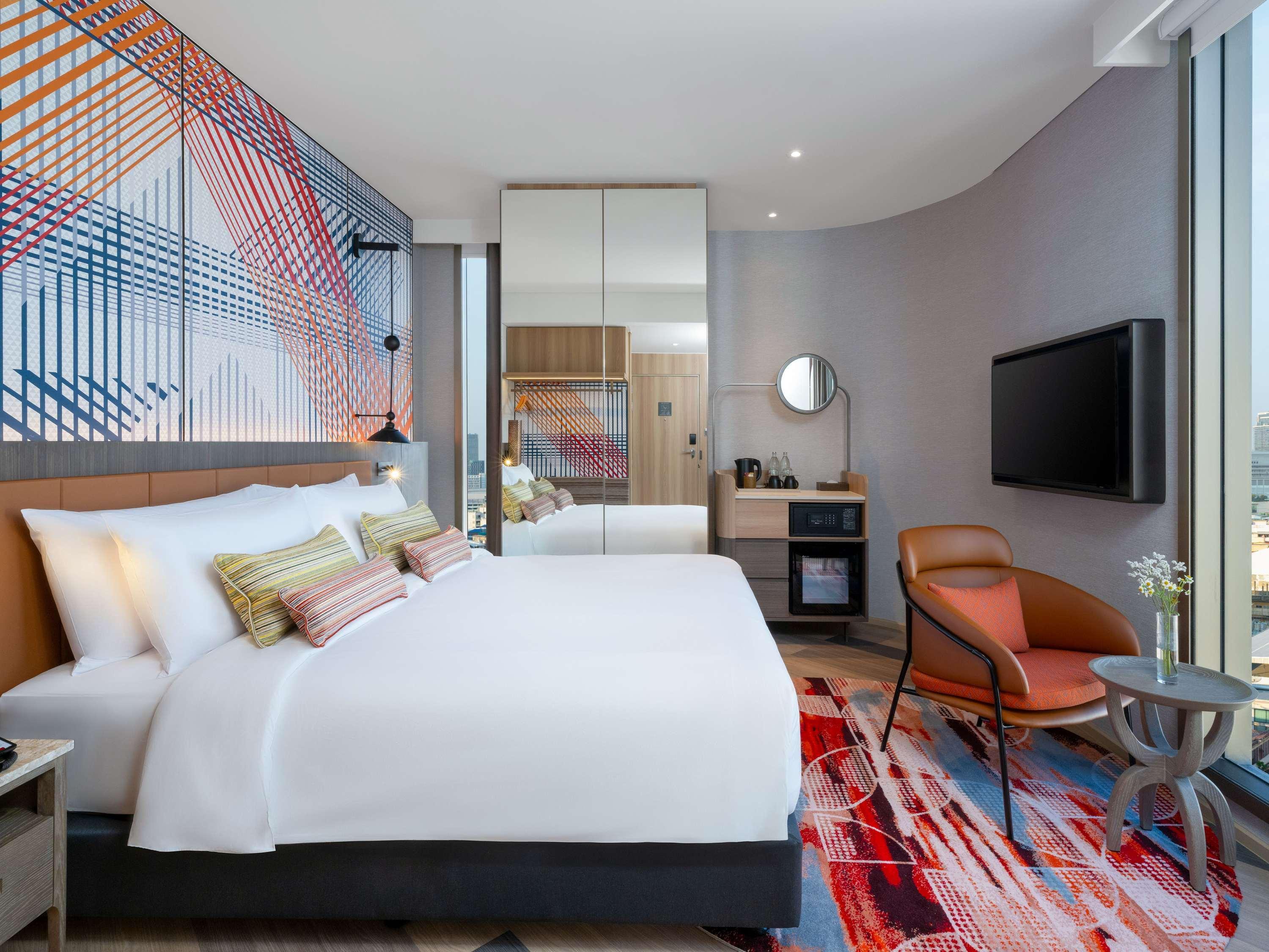 Double Deluxe King Bed