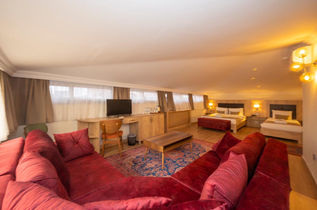 Junior Suite Accessible Premier Room