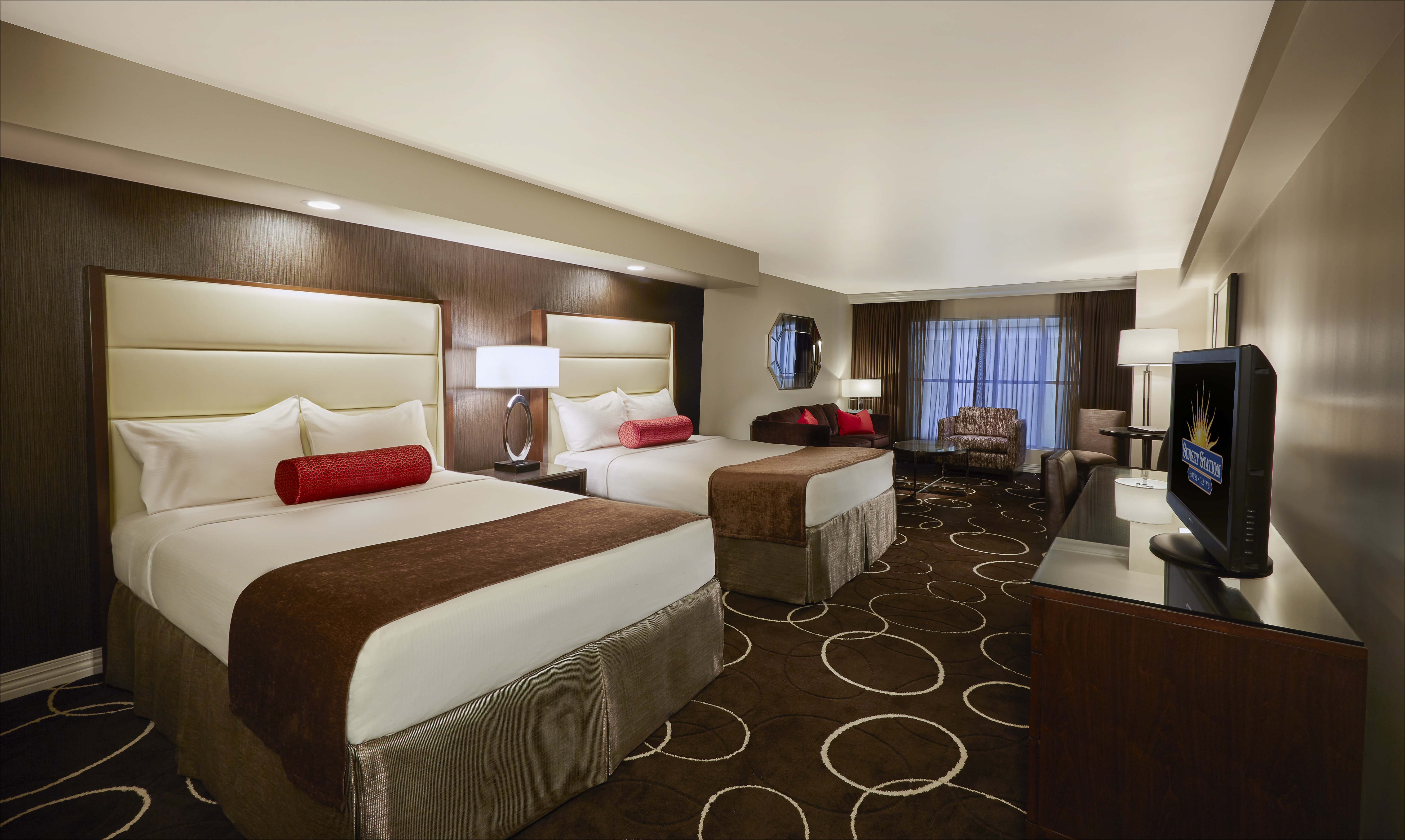 Suite Two Queen Beds