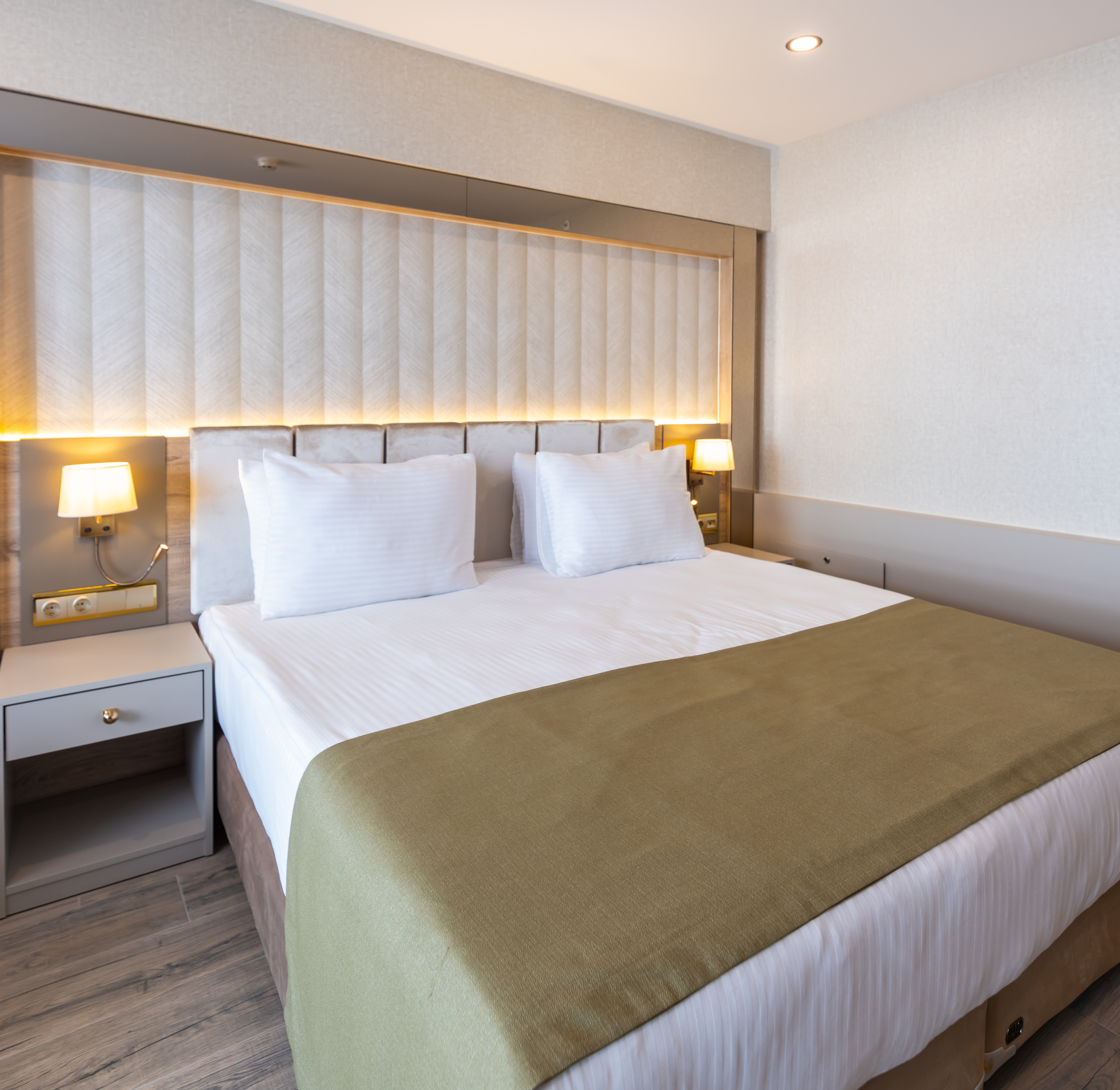 Double or Twin Standard