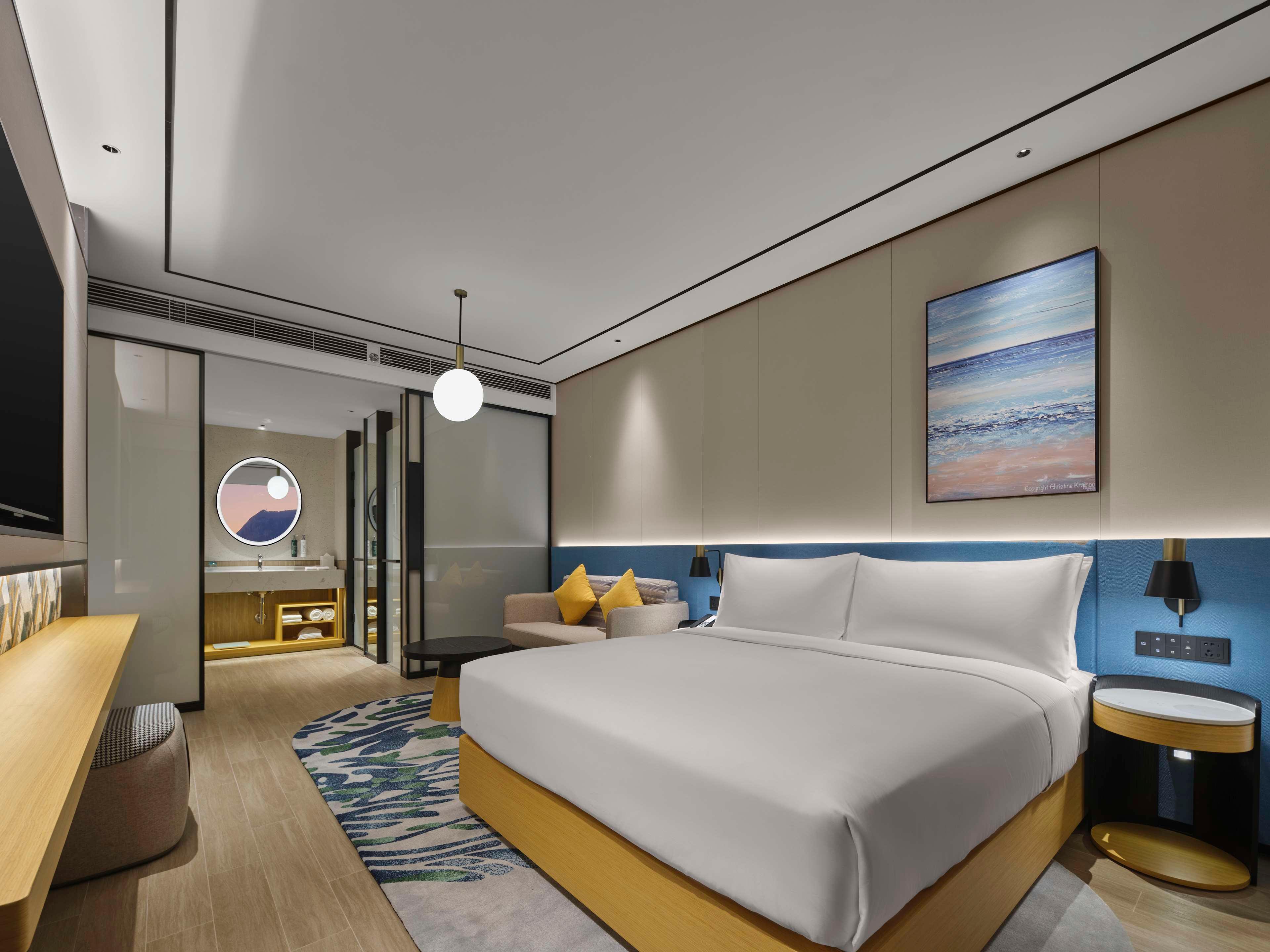 Studio King Size Bed