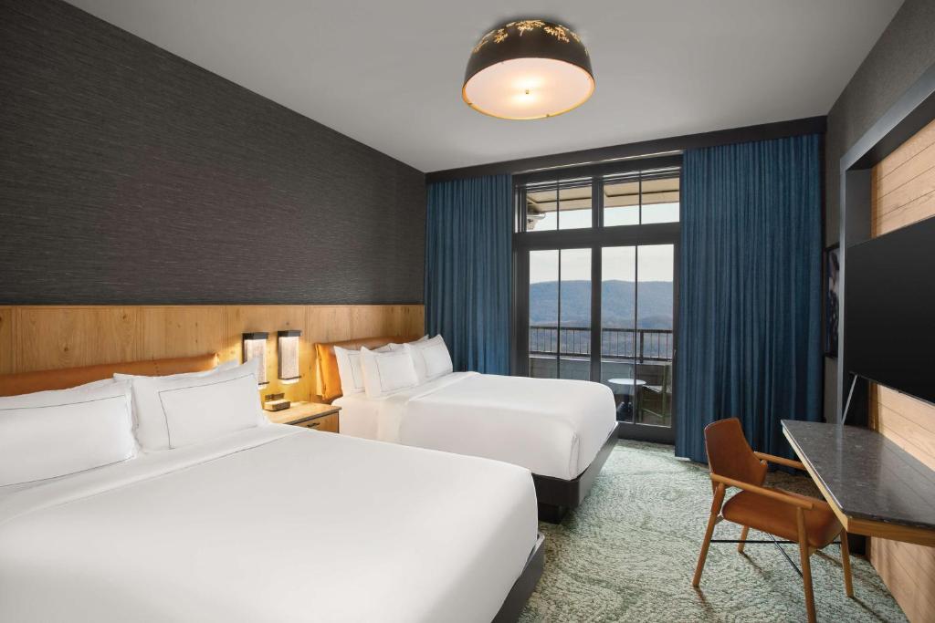 Double Two Queen Beds