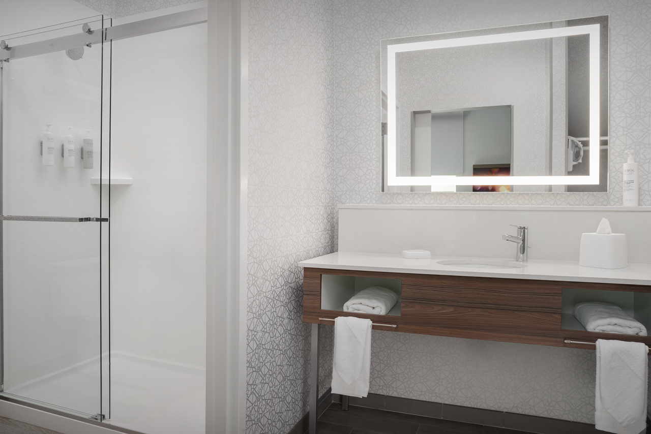 Suite Two Queen Beds