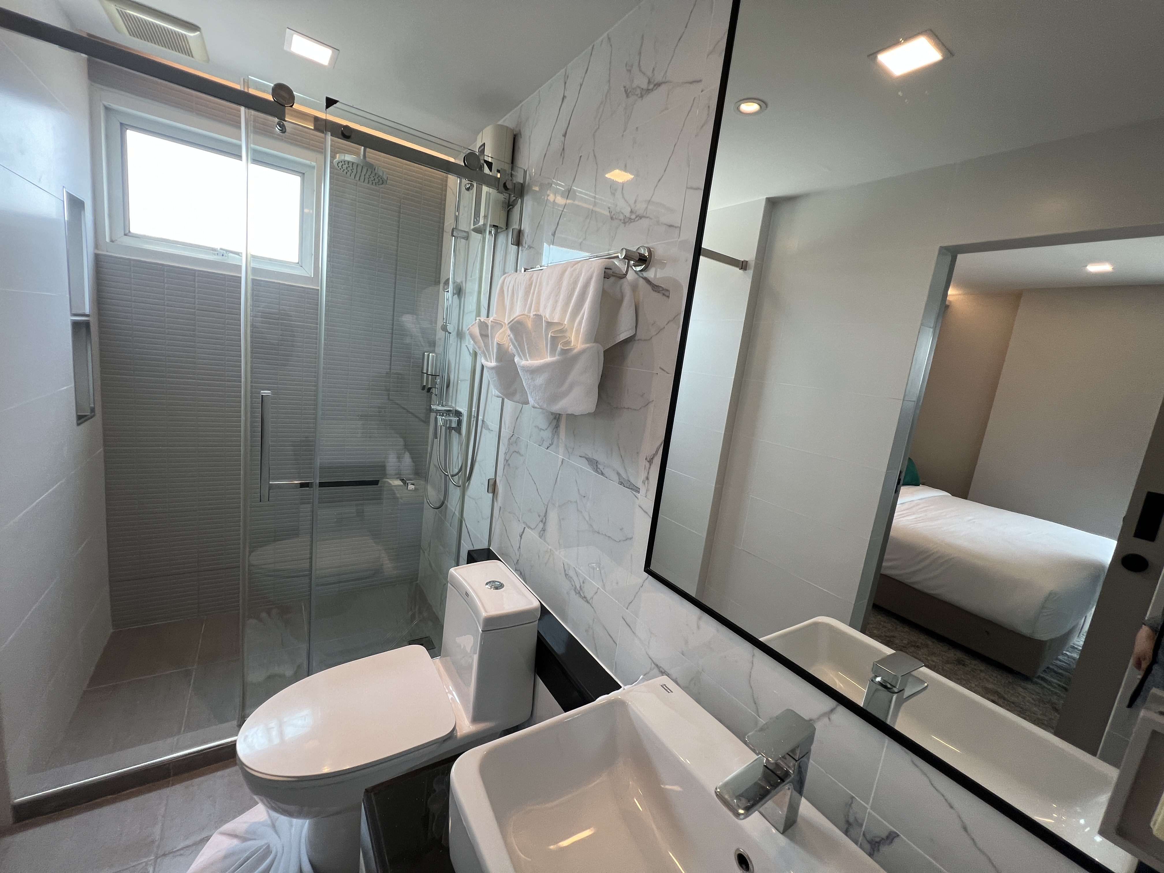 Double Deluxe King Bed