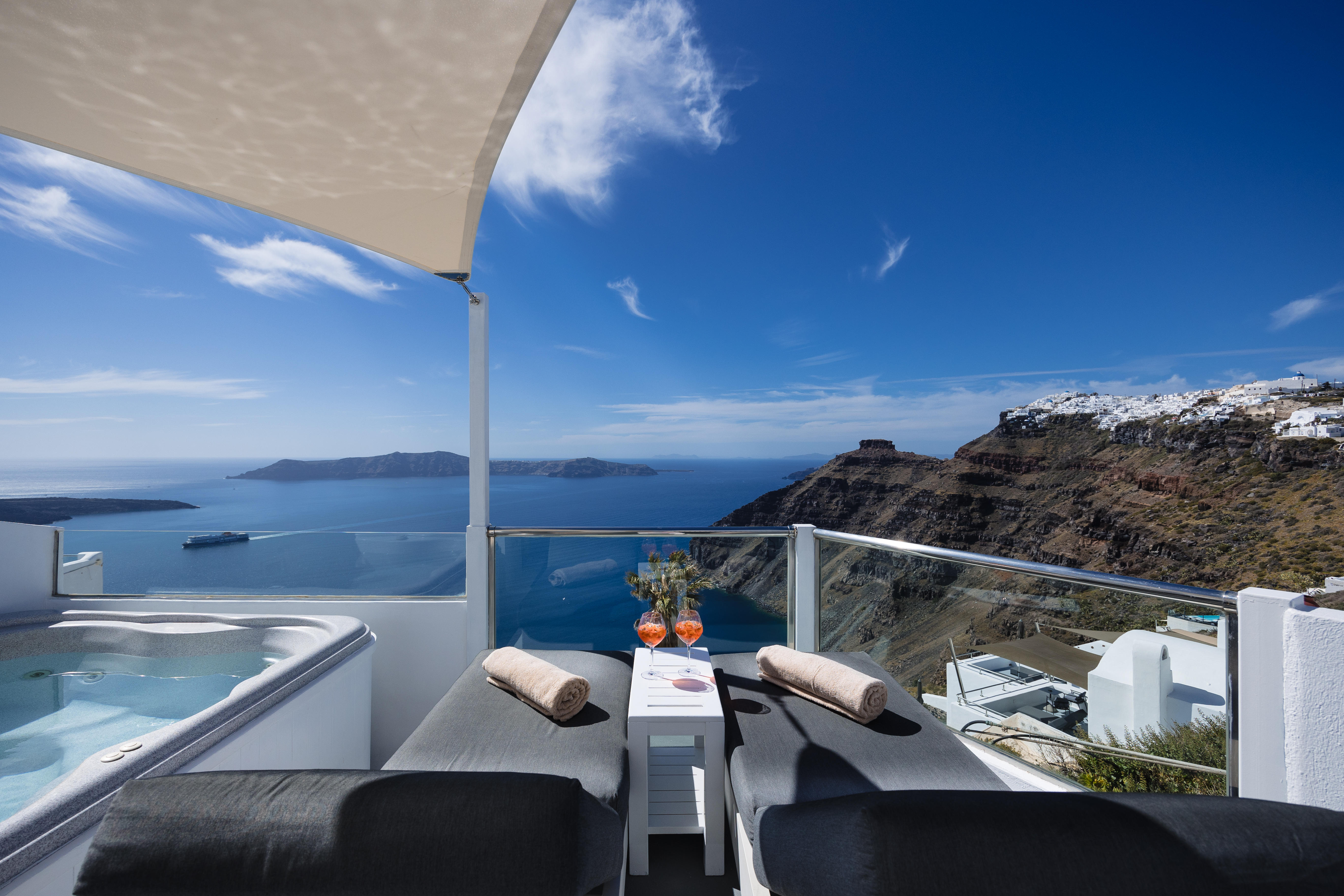 Suite with Jacuzzi with Views