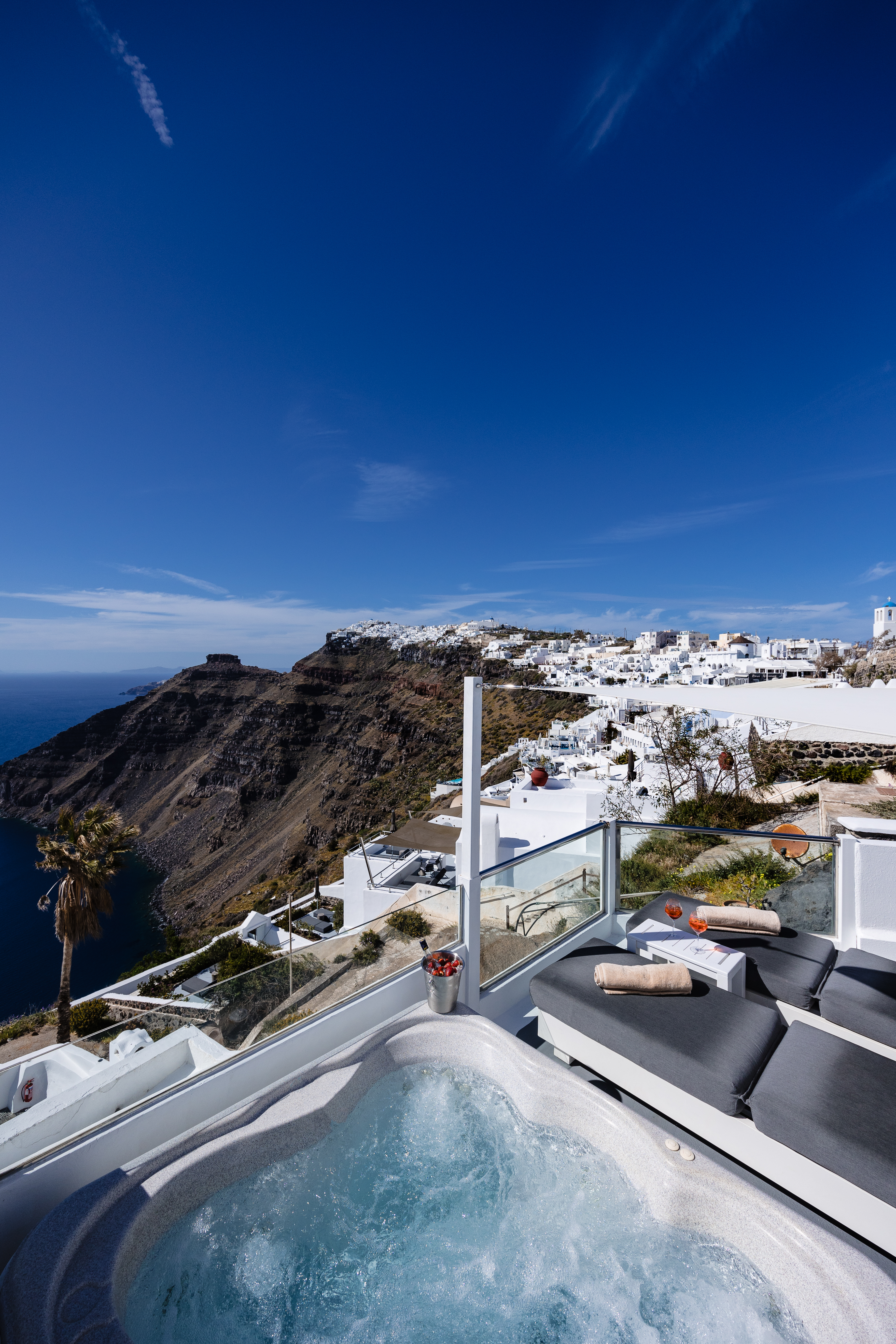 Suite with Jacuzzi with Views