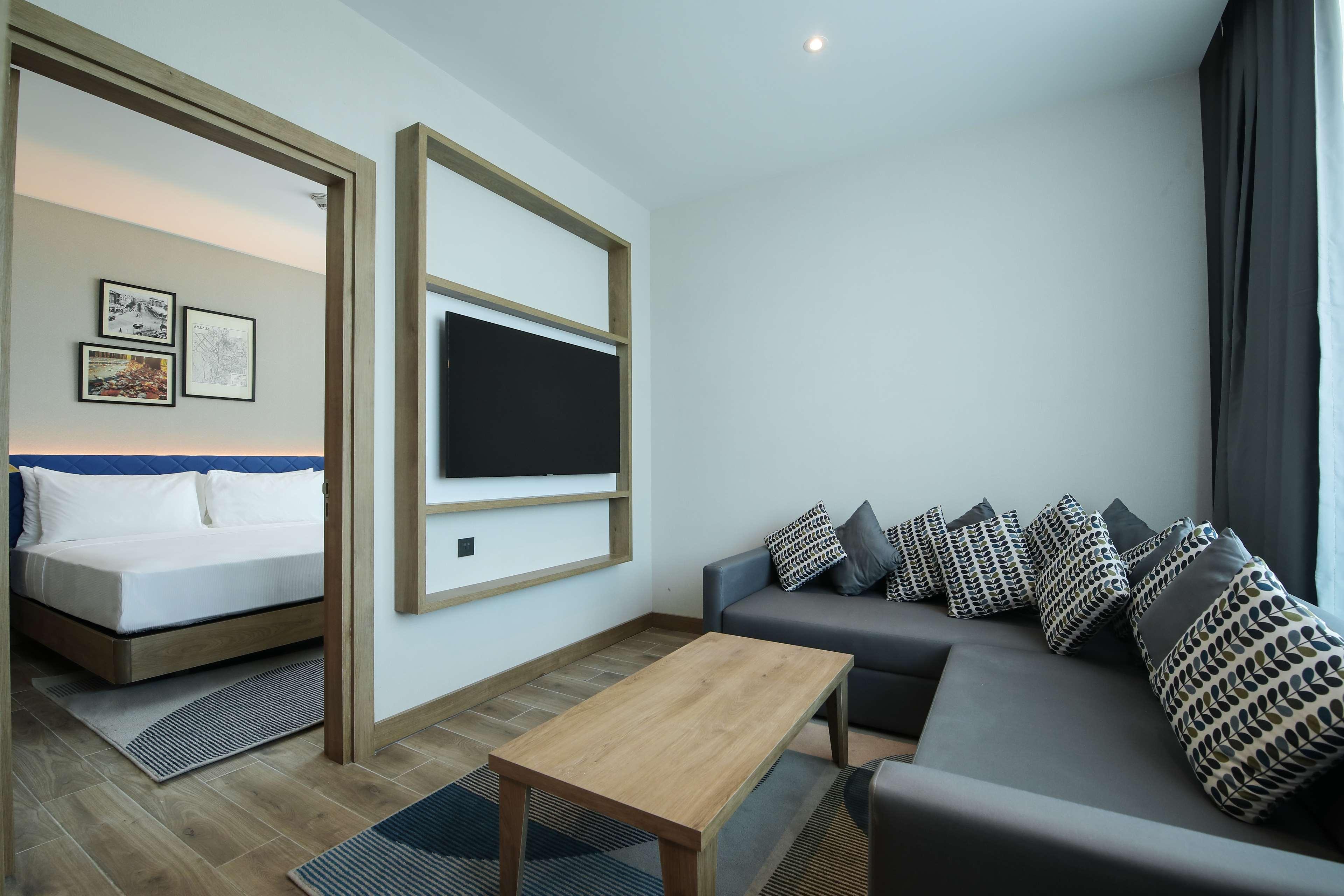 Suite King Bed One Bedroom 