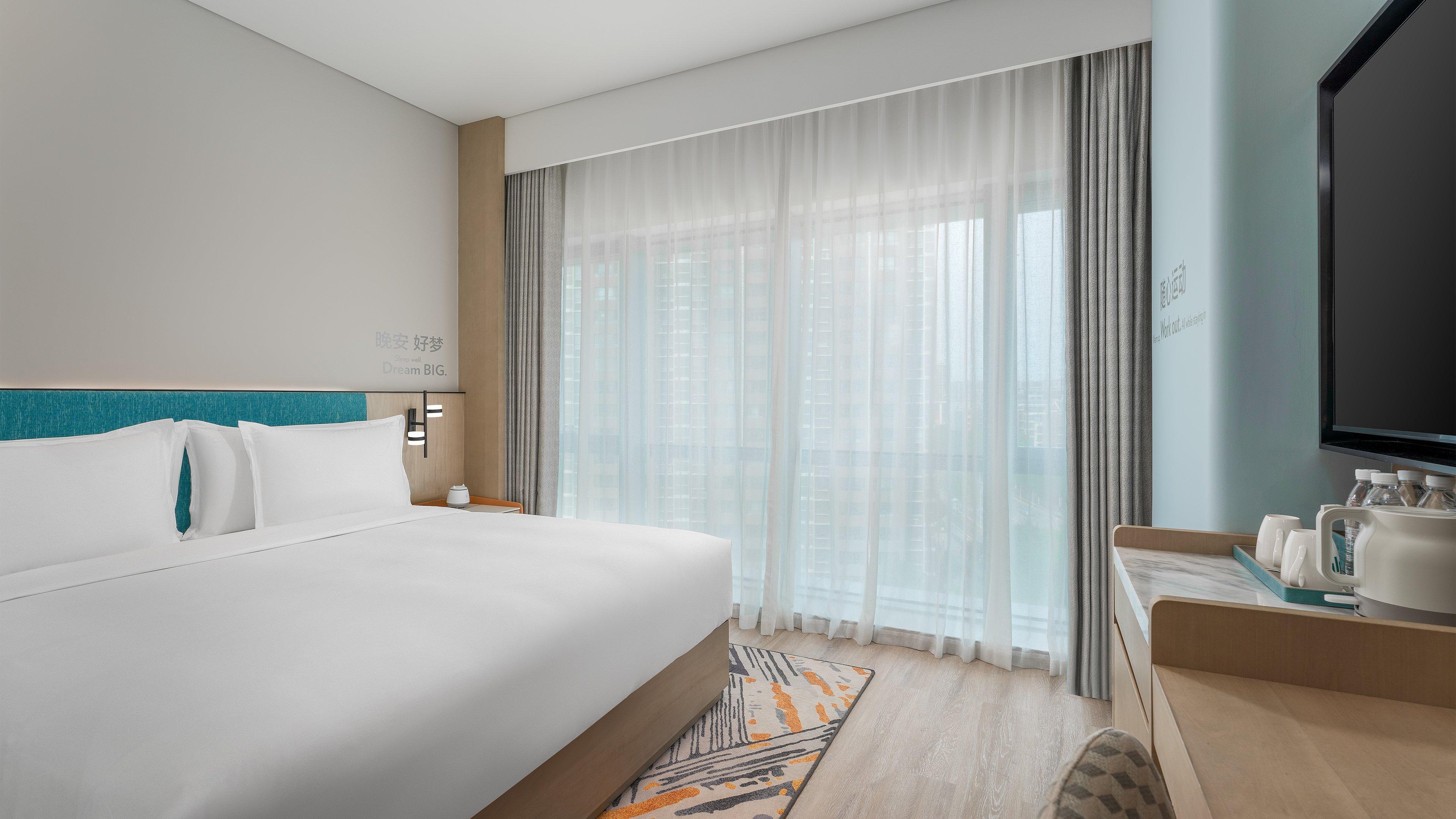 Double Accessible King Size Bed