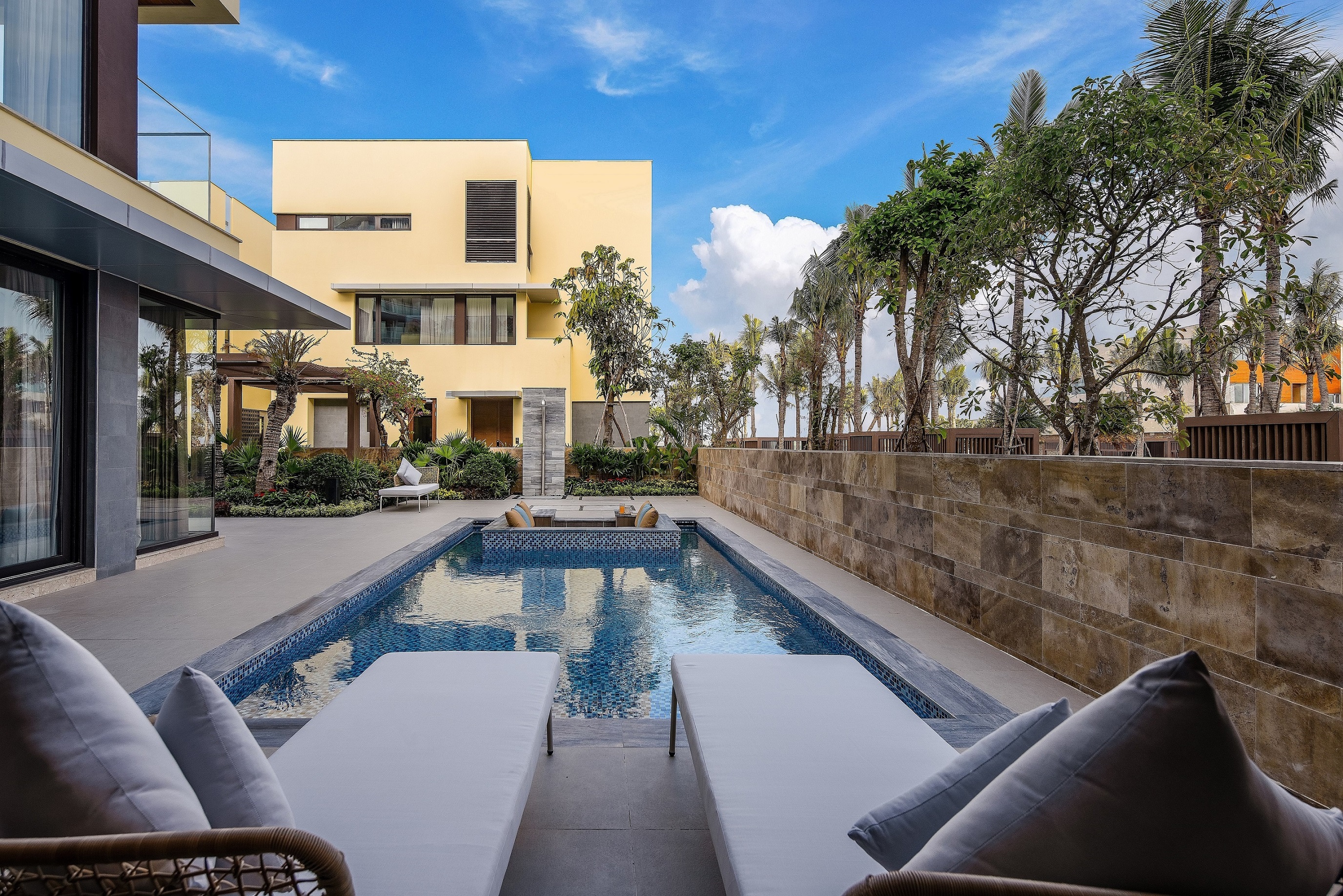 Villa Five Bedrooms with Private Pool