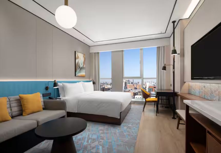 Double Accessible King Size Bed