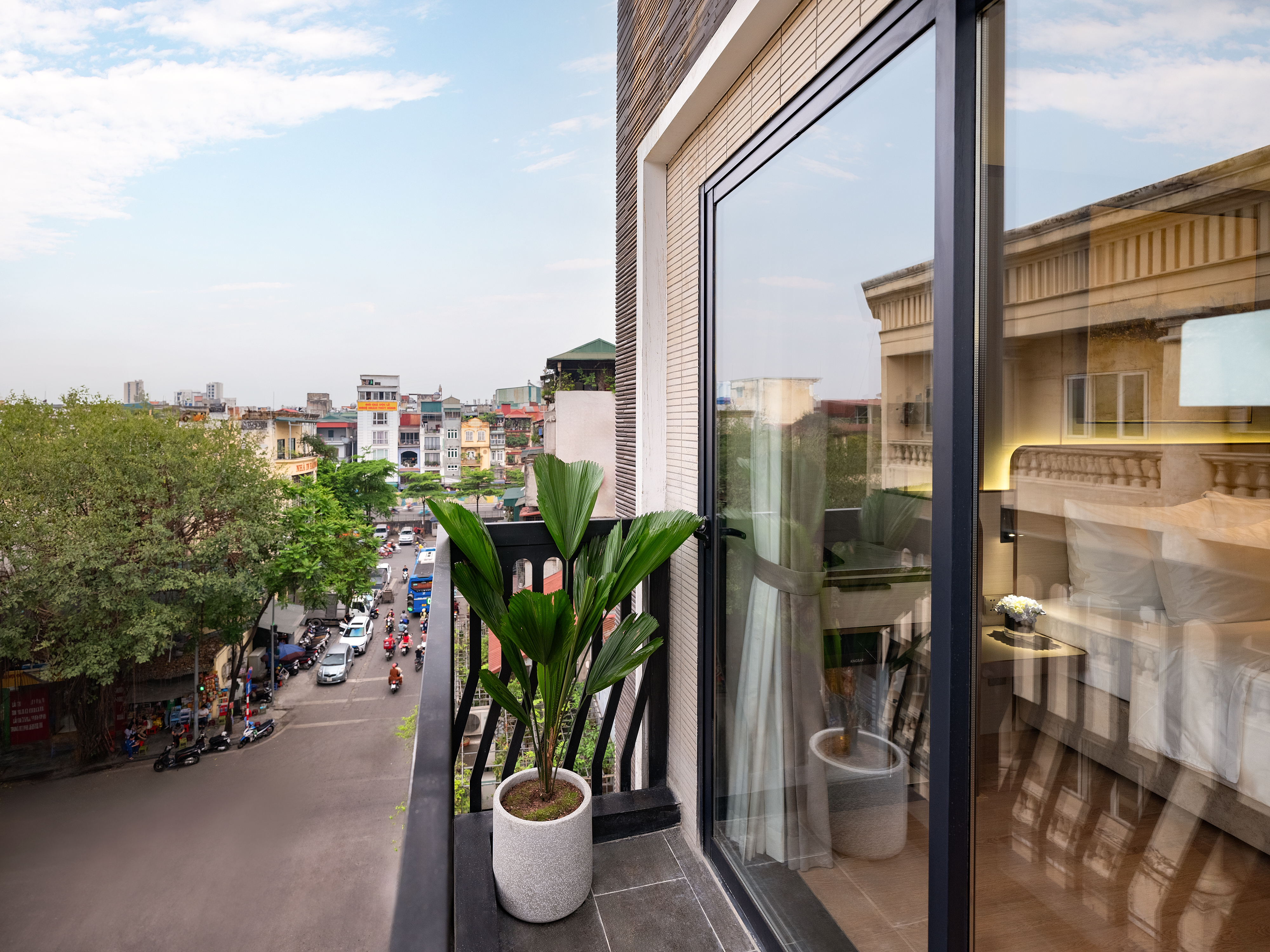 Junior Suite with Balcony