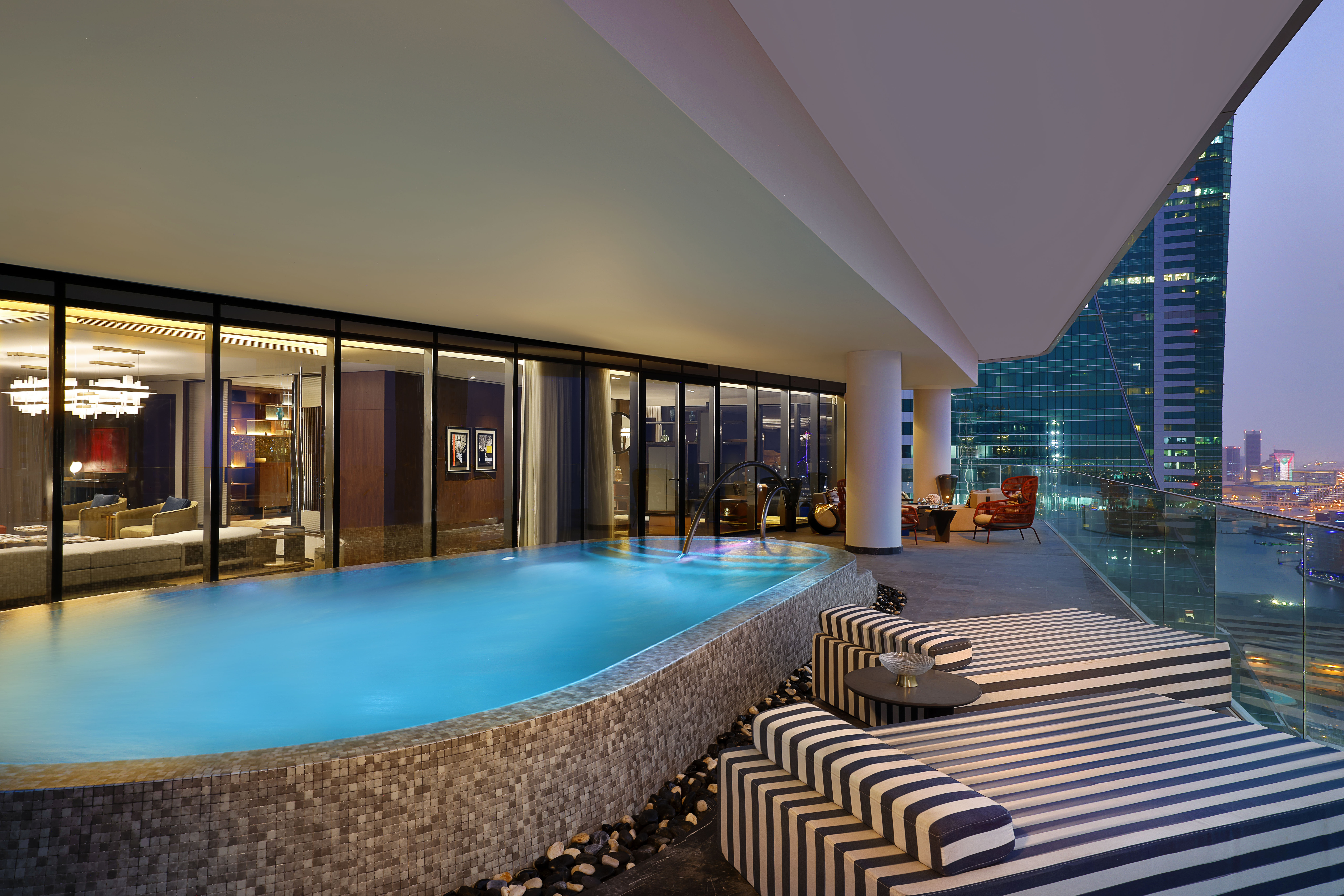 Suite Penthouse with Views