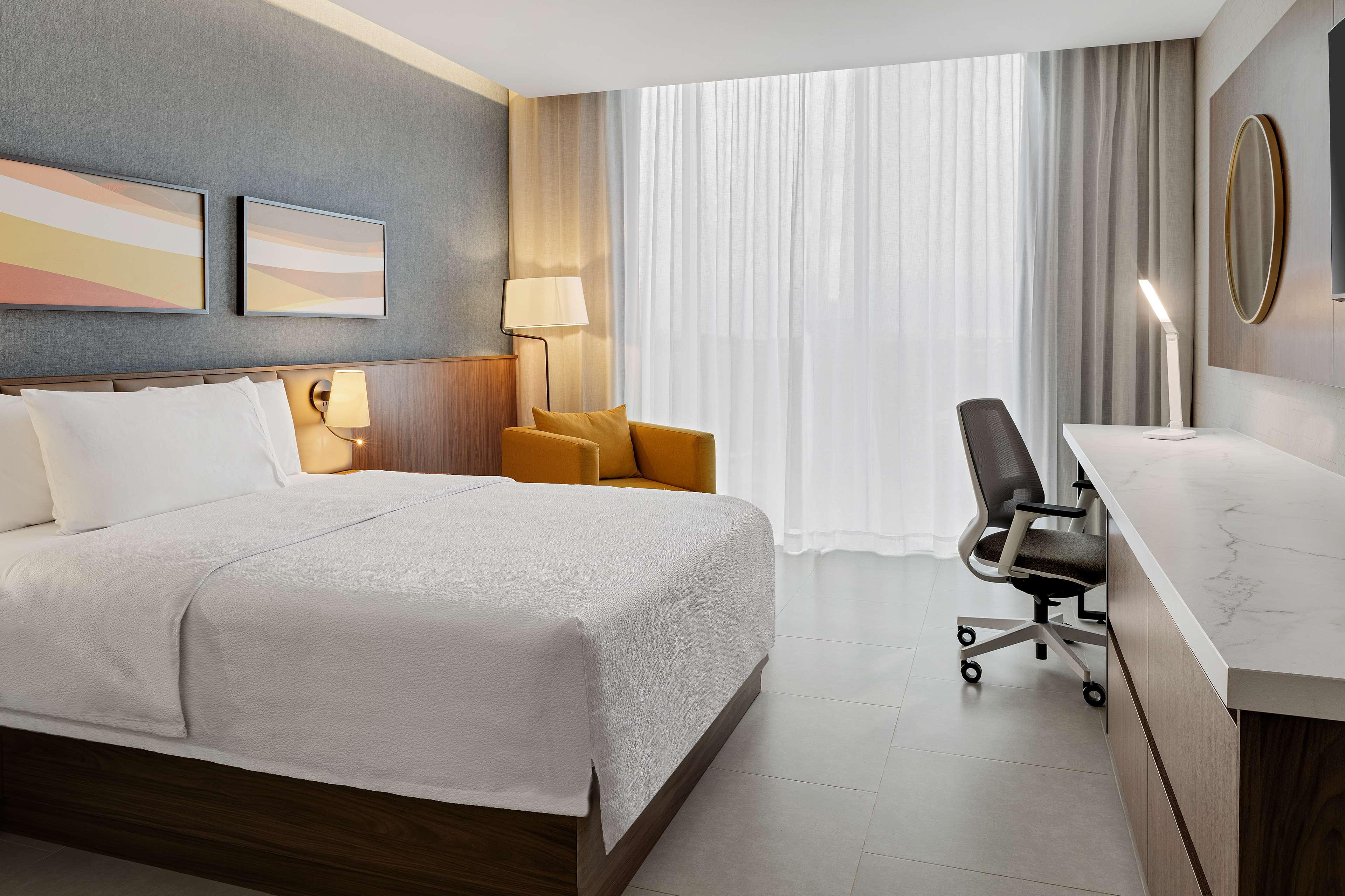 Double Queen Size Bed