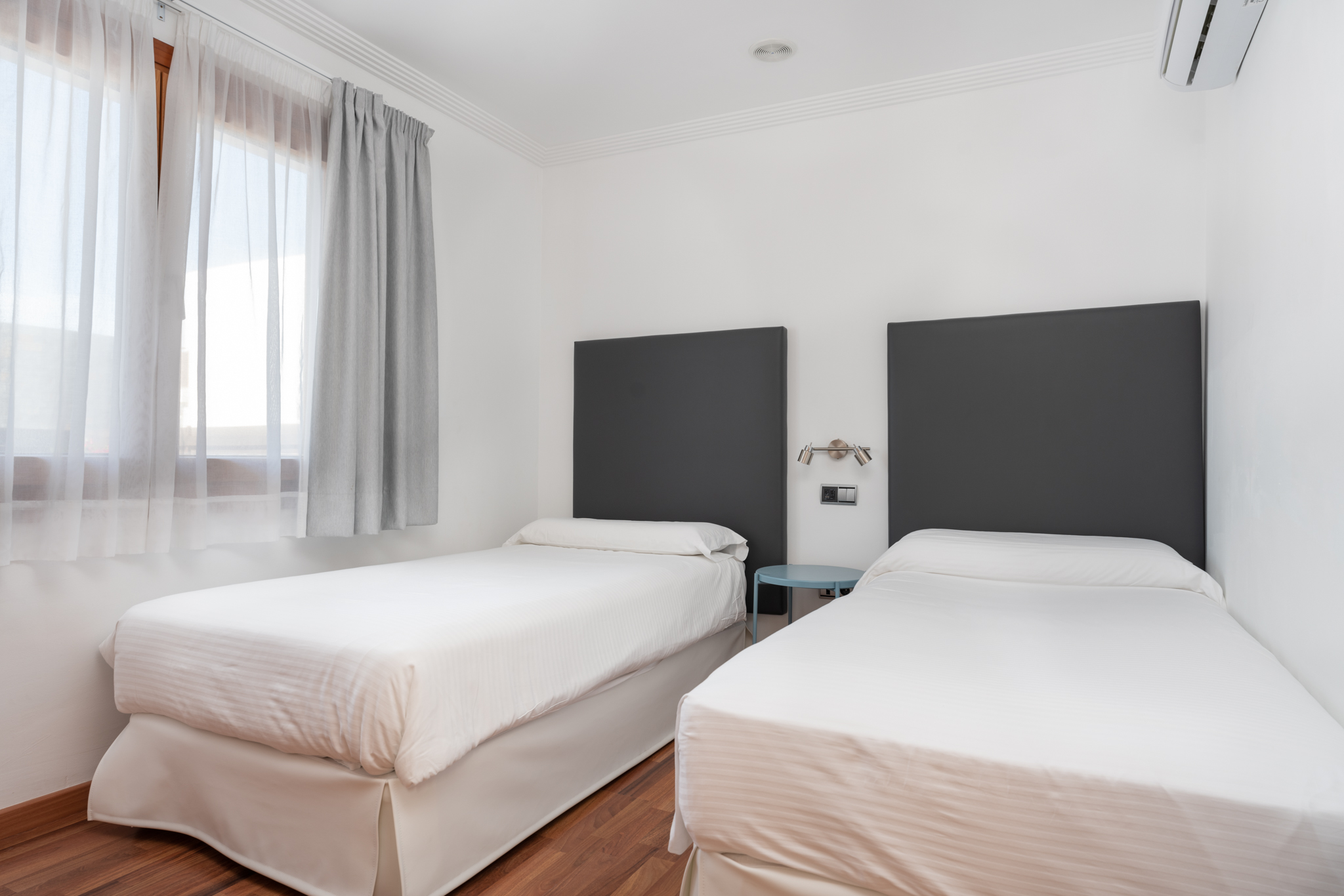 Villa Capacity 5 Three Bedroom