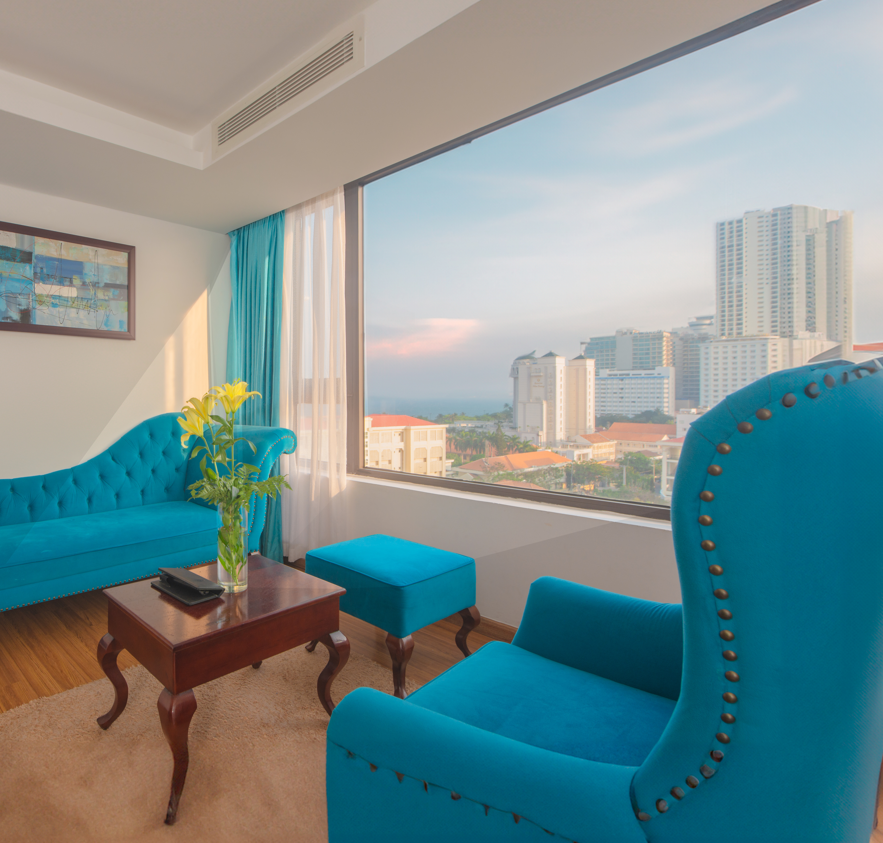 Suite Partial Ocean View