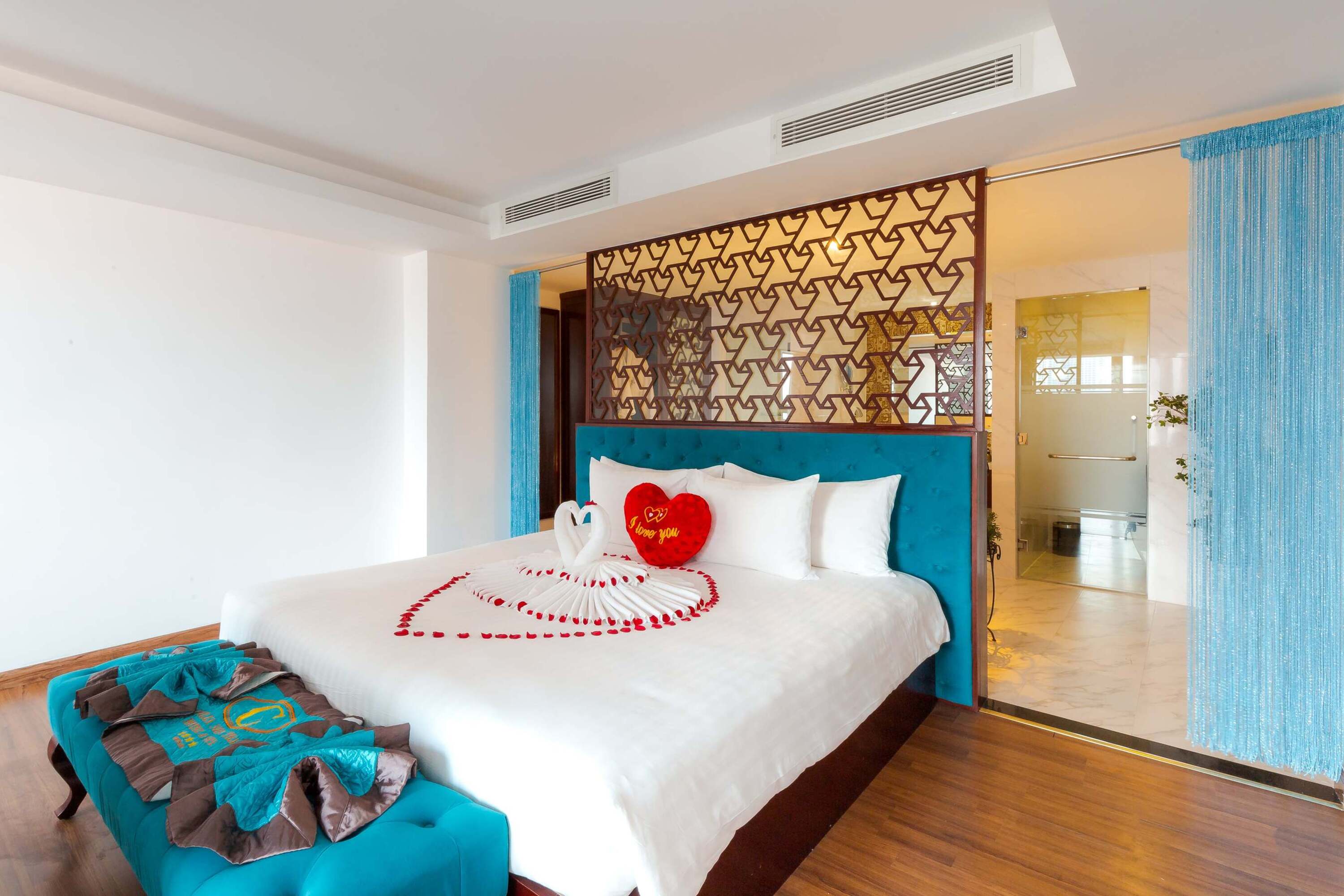 Suite Partial Ocean View