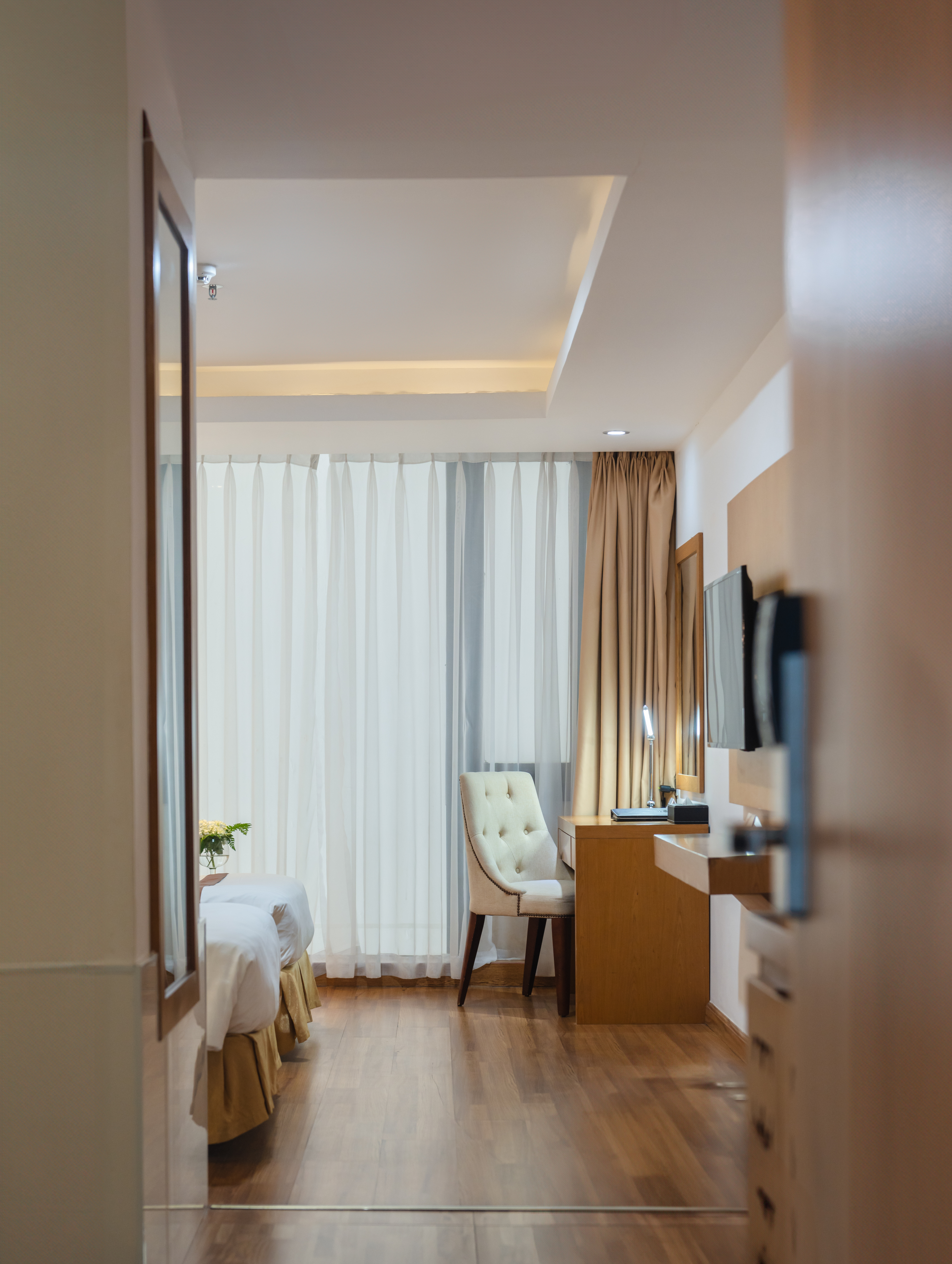 Double or Twin Deluxe Queen Bed