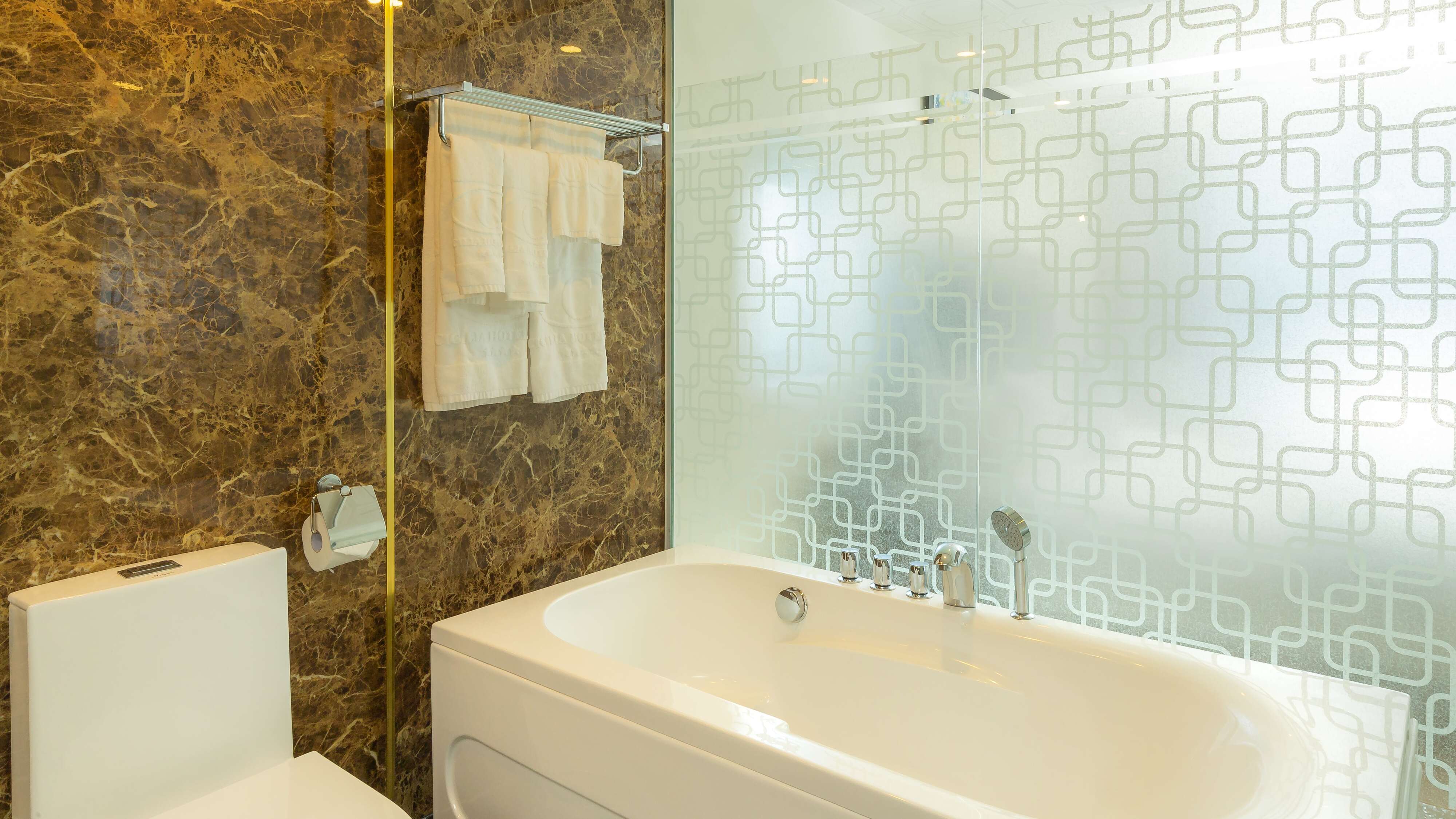 Double or Twin Deluxe with Views