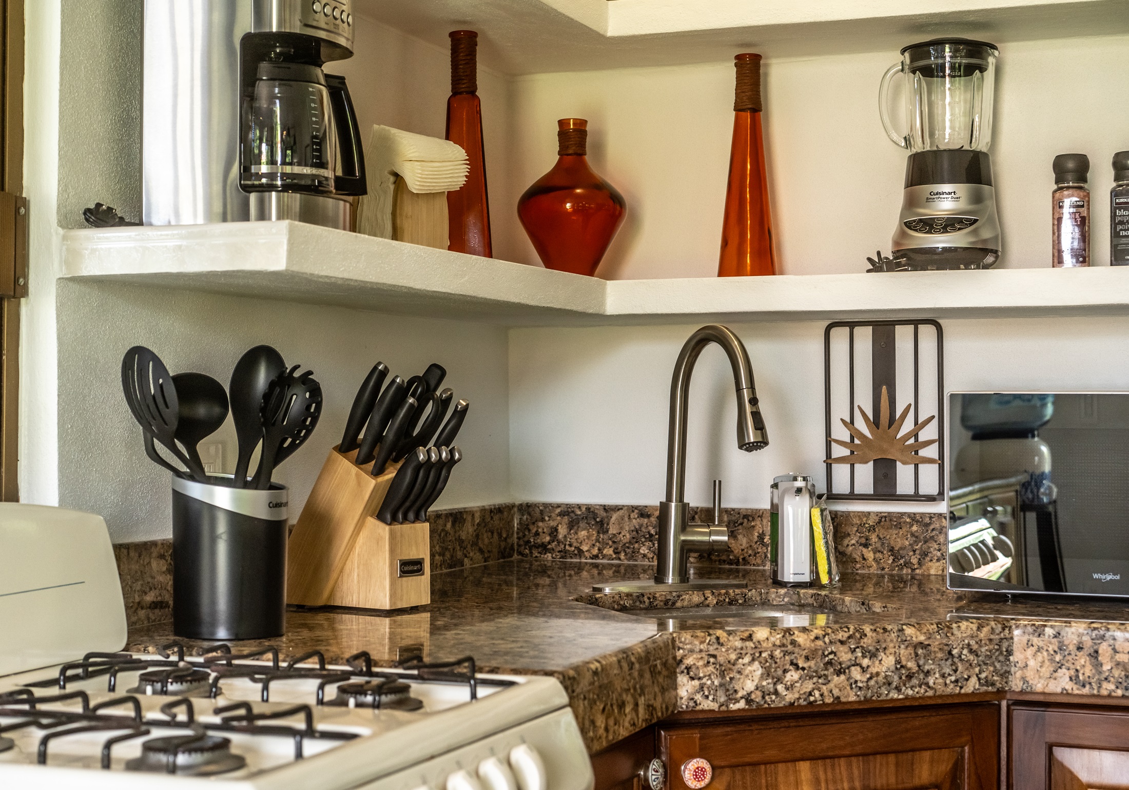 Suite Queen Size Bed